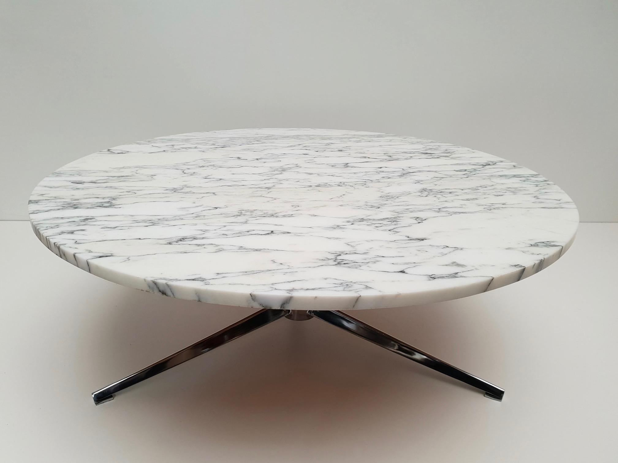 Midcentury Italian Modern Polished Metal and Marble Round Circular Coffee Table 2