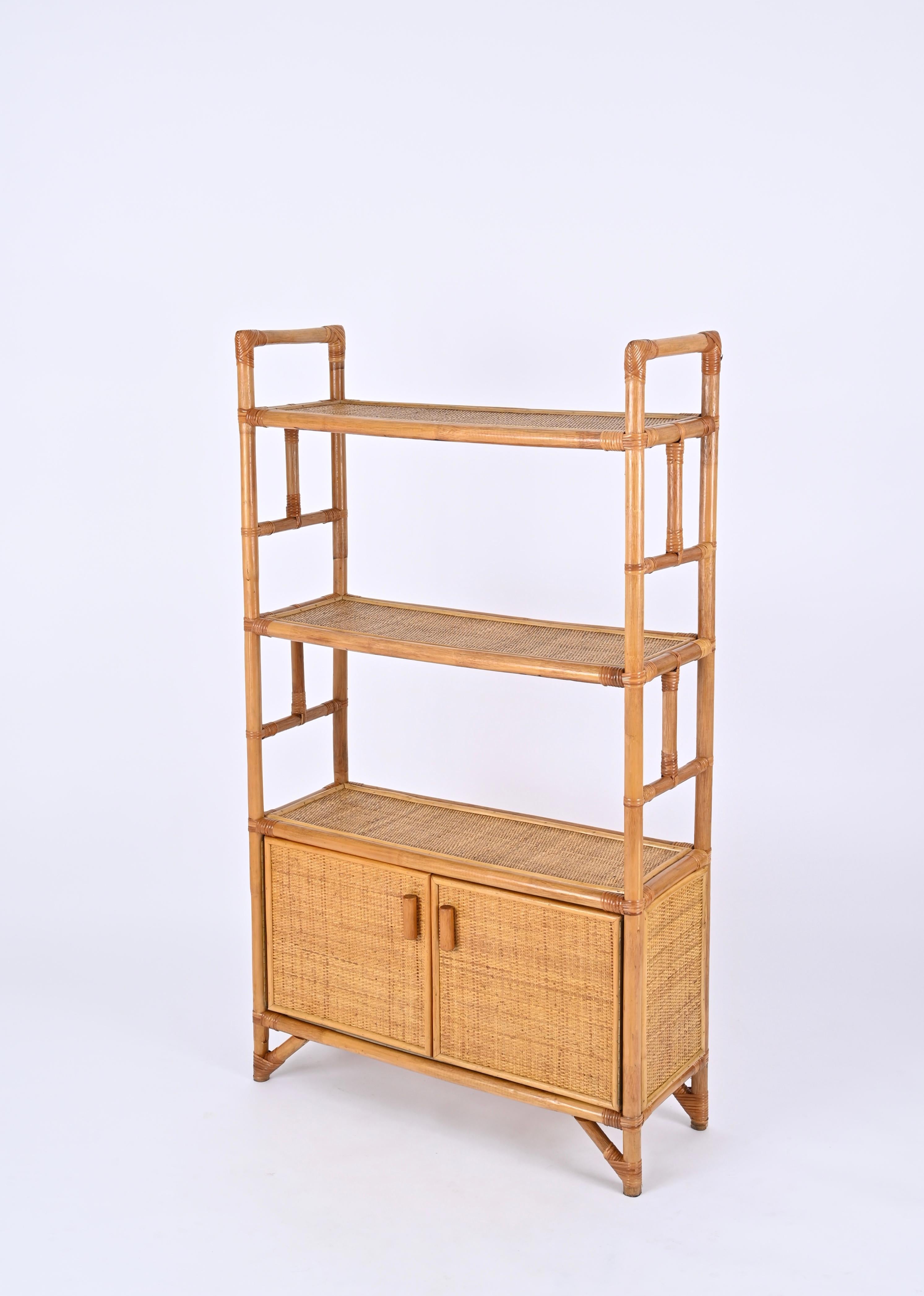 Midcentury Italian Modern Rattan and Bamboo Bookcase with Doors, 1970s For Sale 5
