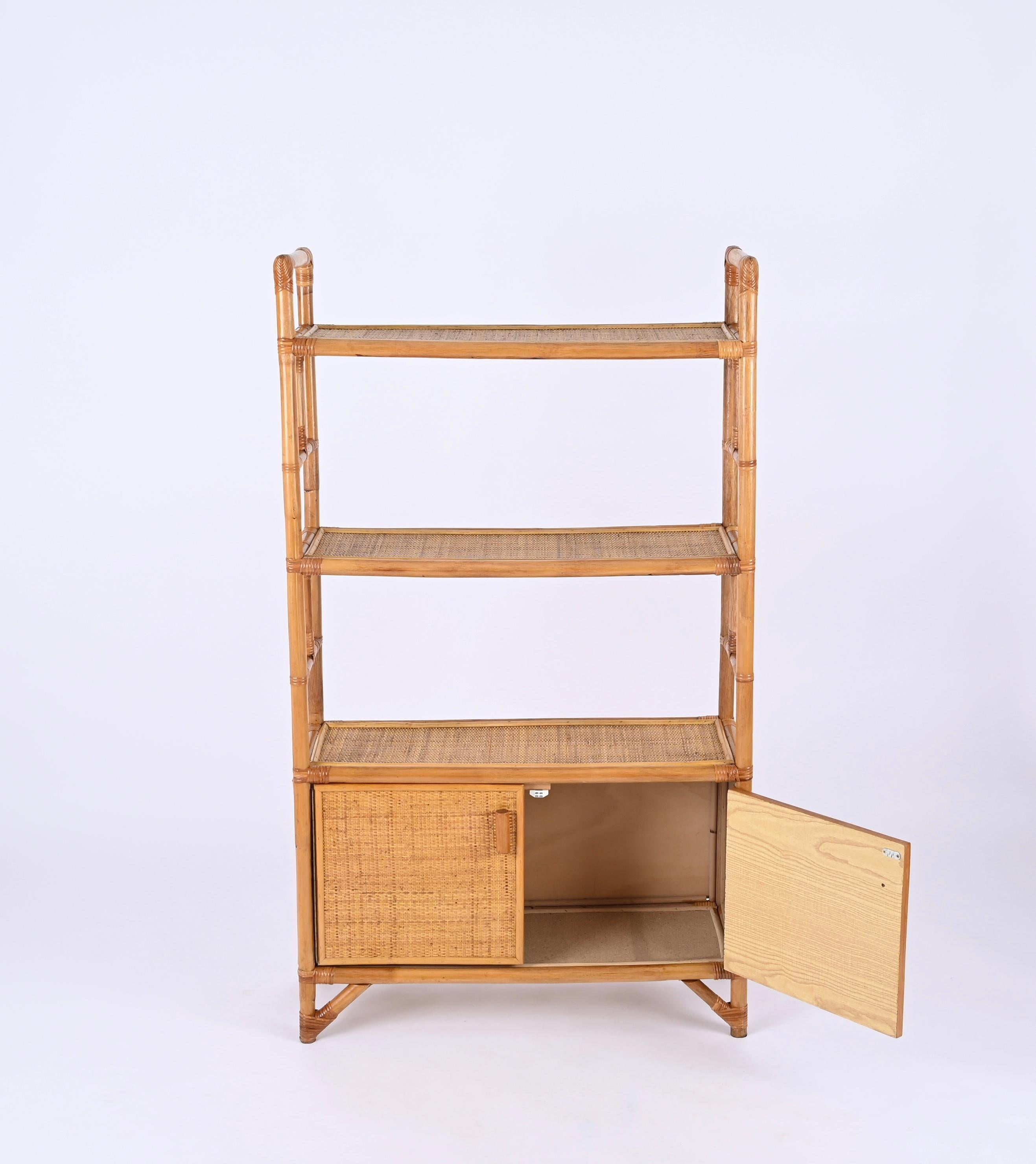 Midcentury Italian Modern Rattan and Bamboo Bookcase with Doors, 1970s For Sale 4