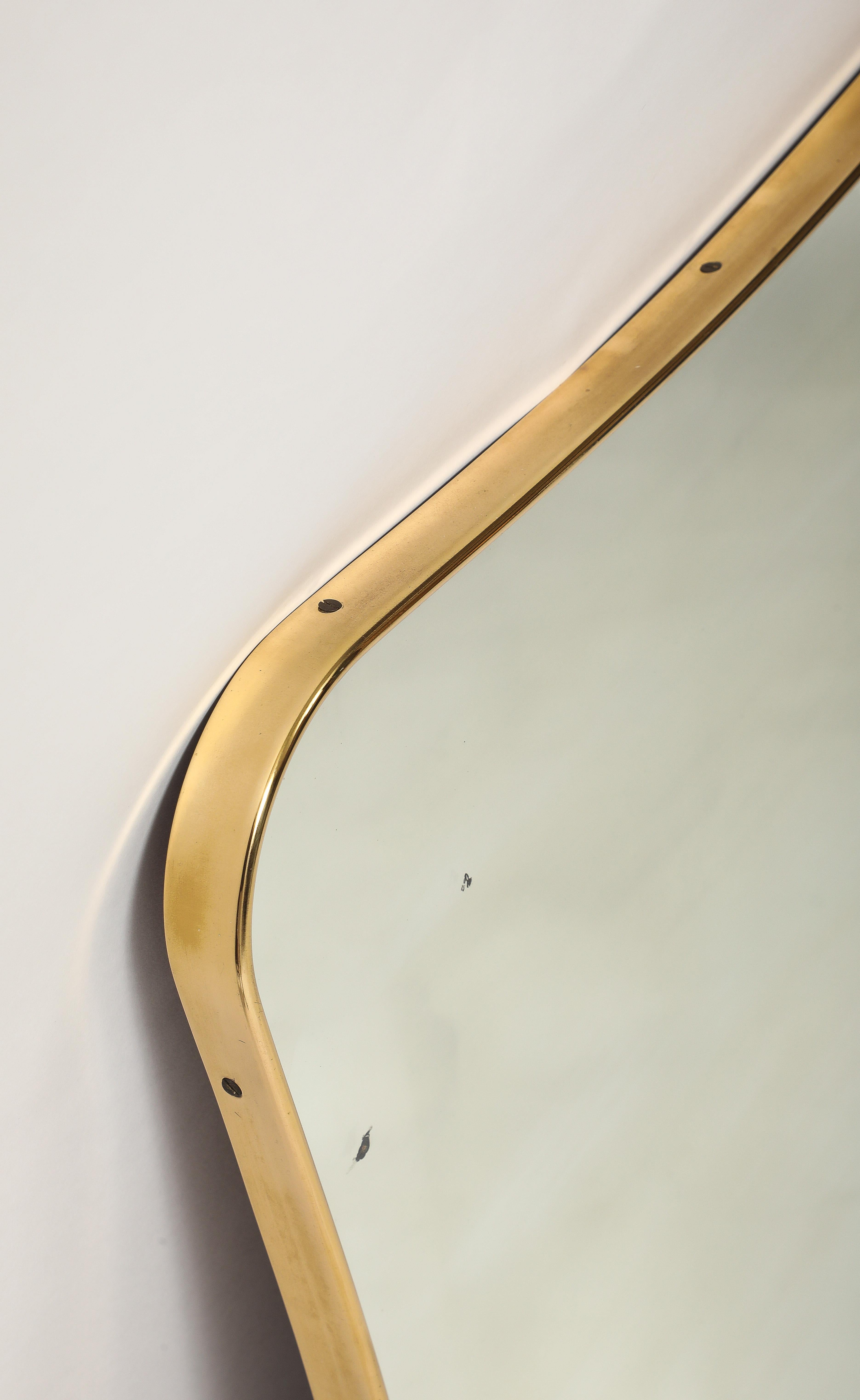 Poli Miroir mural en forme de laiton, Italie moderne du milieu du siècle, années 1950 en vente