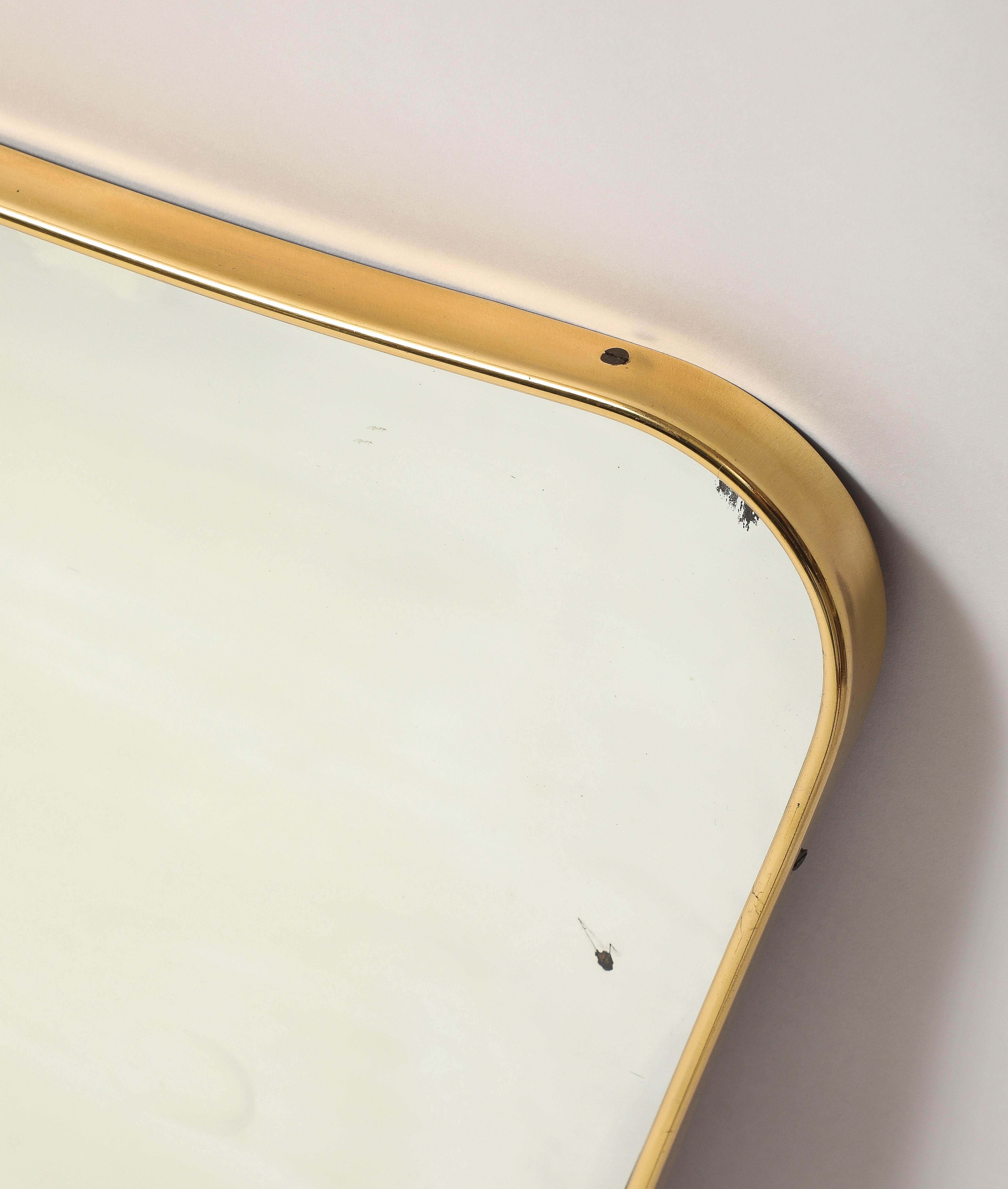 Milieu du XXe siècle Miroir mural en forme de laiton, Italie moderne du milieu du siècle, années 1950 en vente