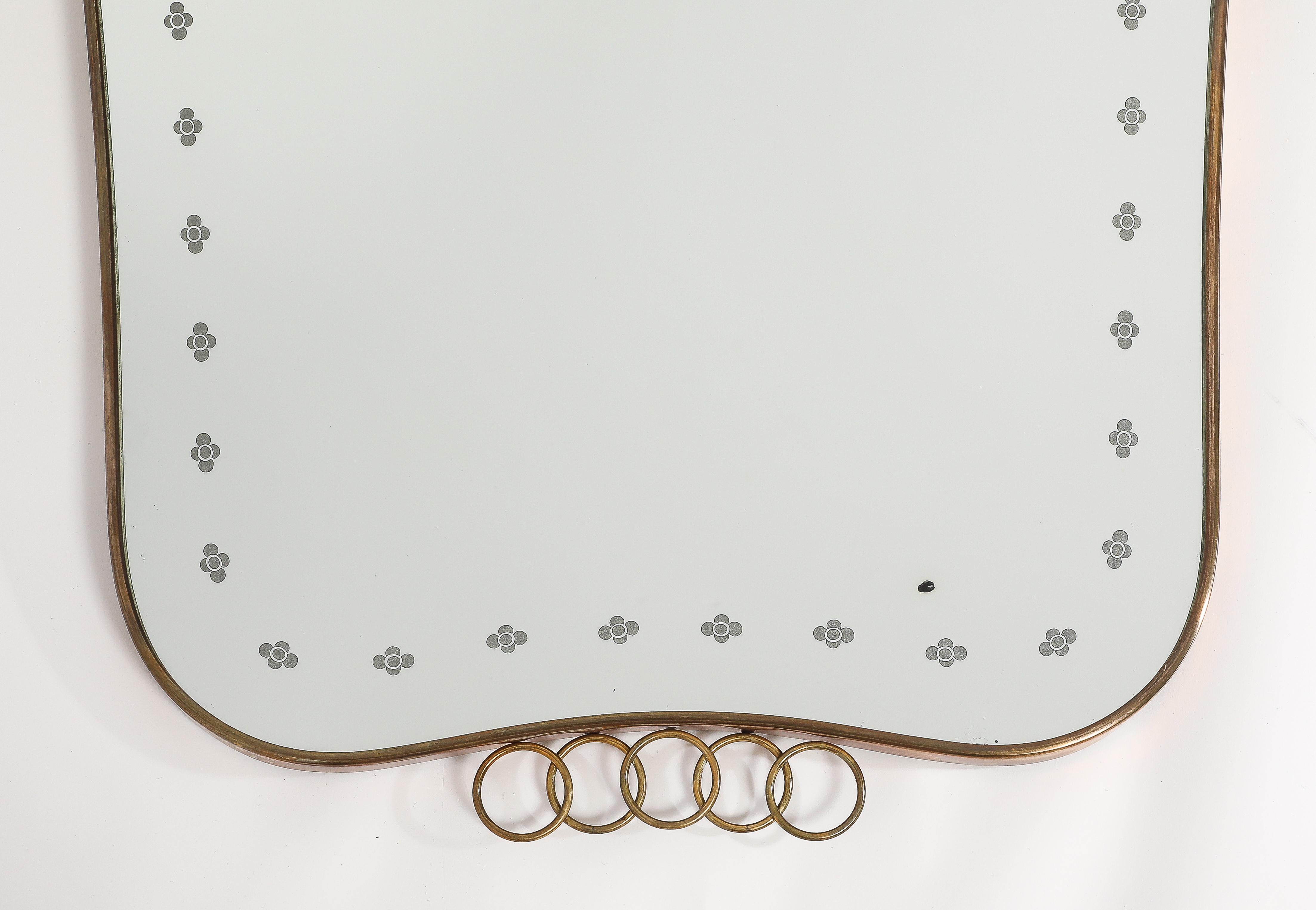 Grande specchio in ottone modernista di metà secolo con decorazioni a volute, anni '50 in vendita 8