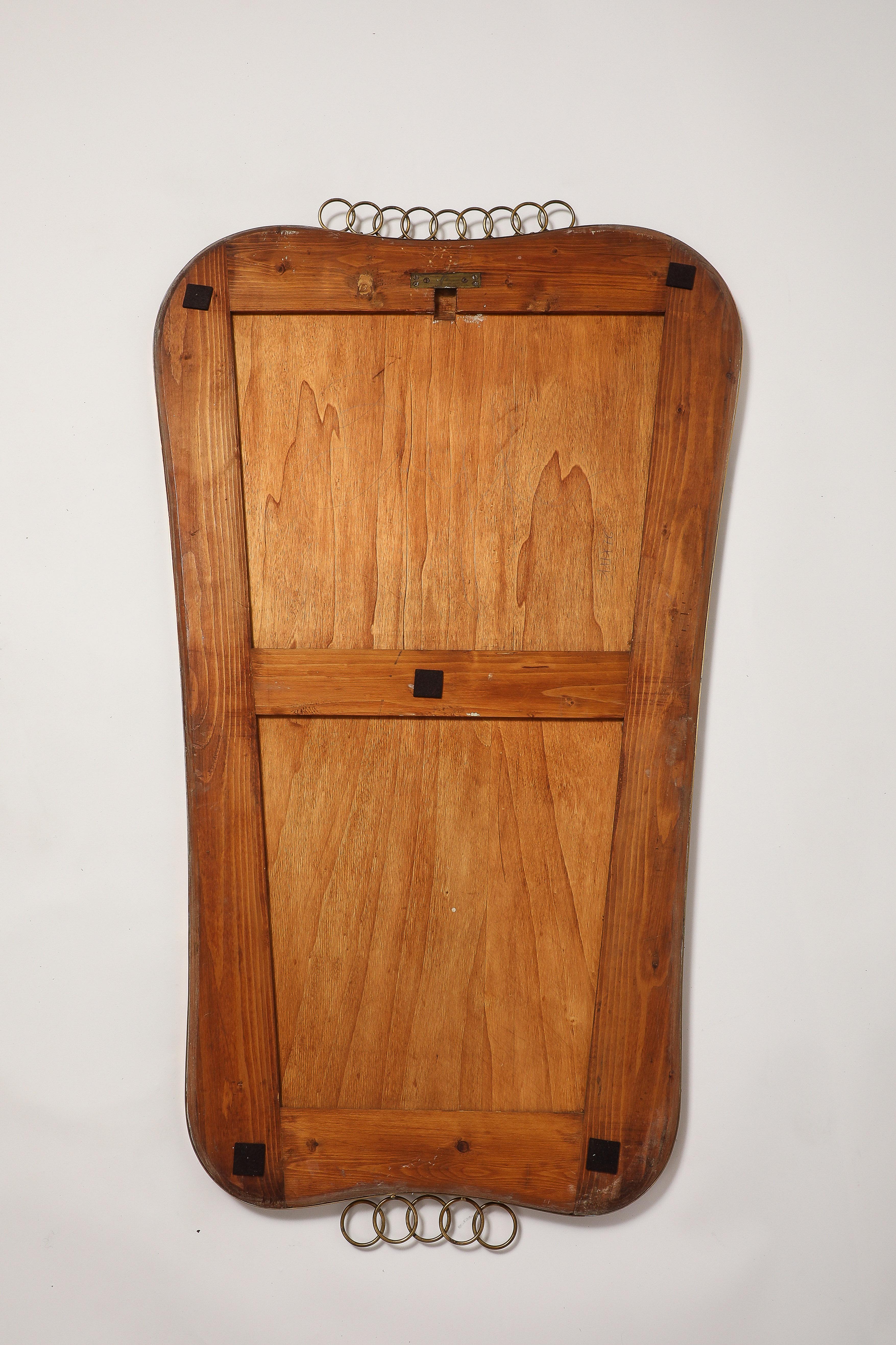 Grande specchio in ottone modernista di metà secolo con decorazioni a volute, anni '50 in vendita 12