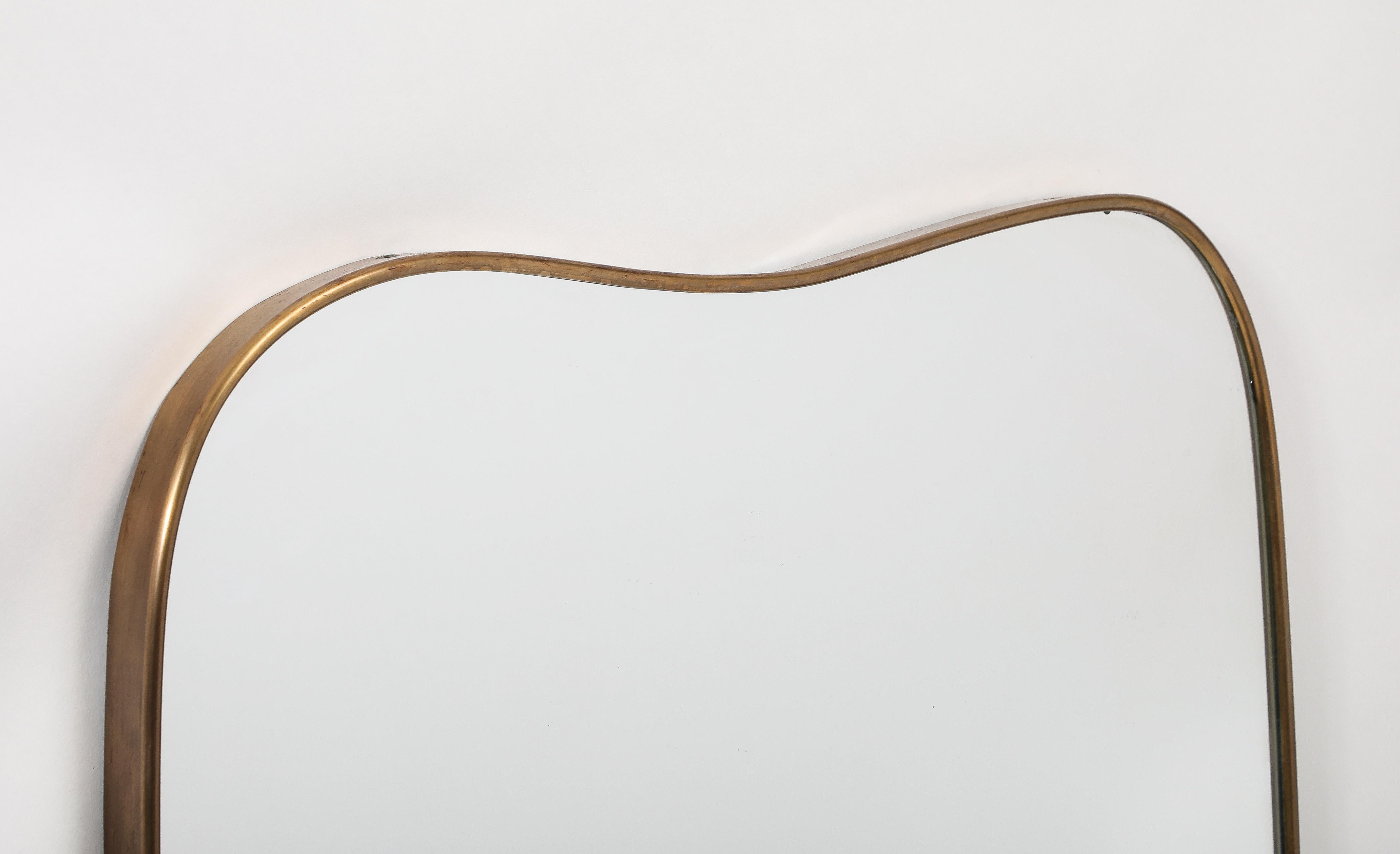 Midcentury Italian Modernist Pair of Grand Scale Shaped Brass Mirrors, 1950s For Sale 7