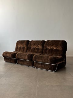 Italienisches modulares Sofa aus der Jahrhundertmitte, brauner Stoff und Chrom, 1960er Jahre Italien