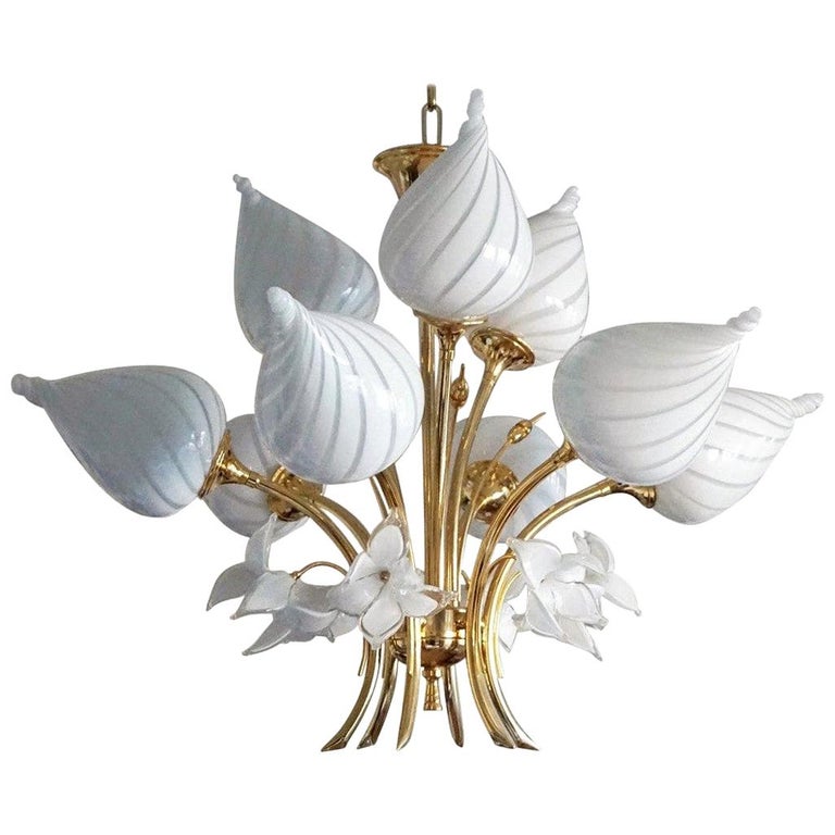 Midcentury Italian Murano Glass Brass Nine-Light Bouquet Chandelier, 1960s For Sale