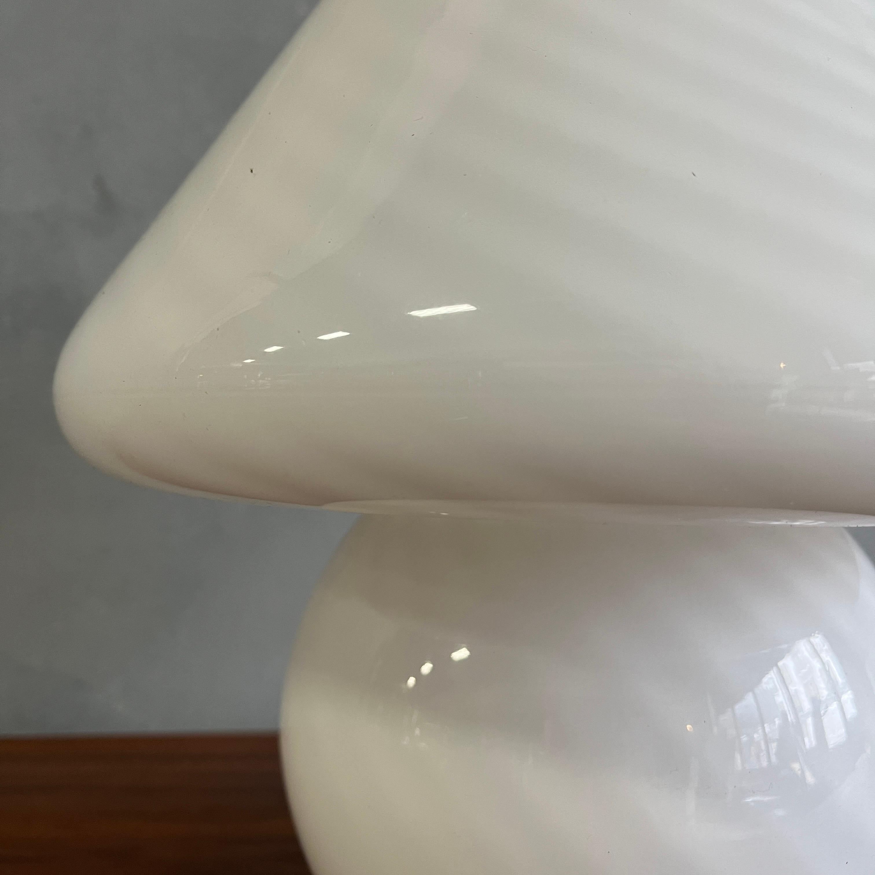 Classic and iconic swirl glass Italian Murano Glass Mushroom Lamp. White blown glass. 
Handsome lamp that lights up the room!

 Paolo Venini designer