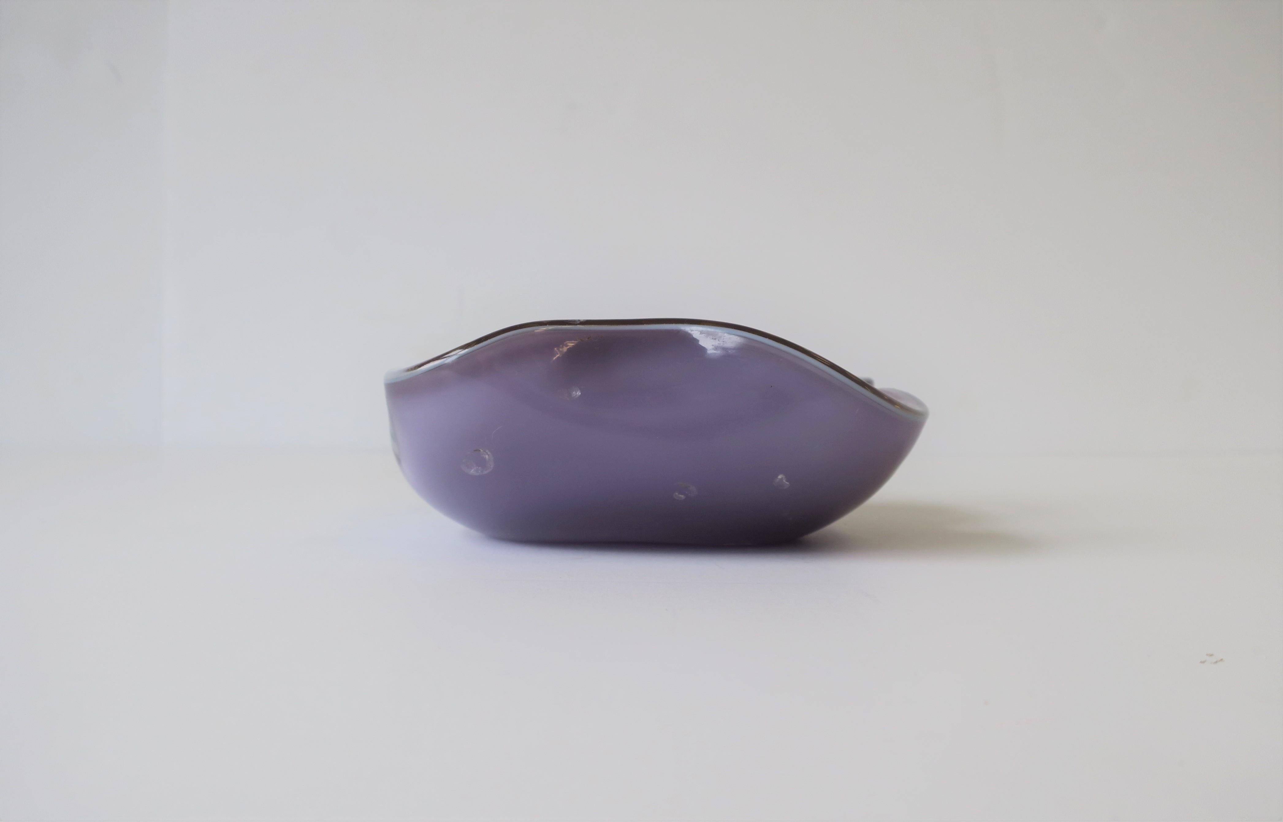 Italian Murano Light Purple Gold Art Glass Bowl after Alfredo Barbini 8