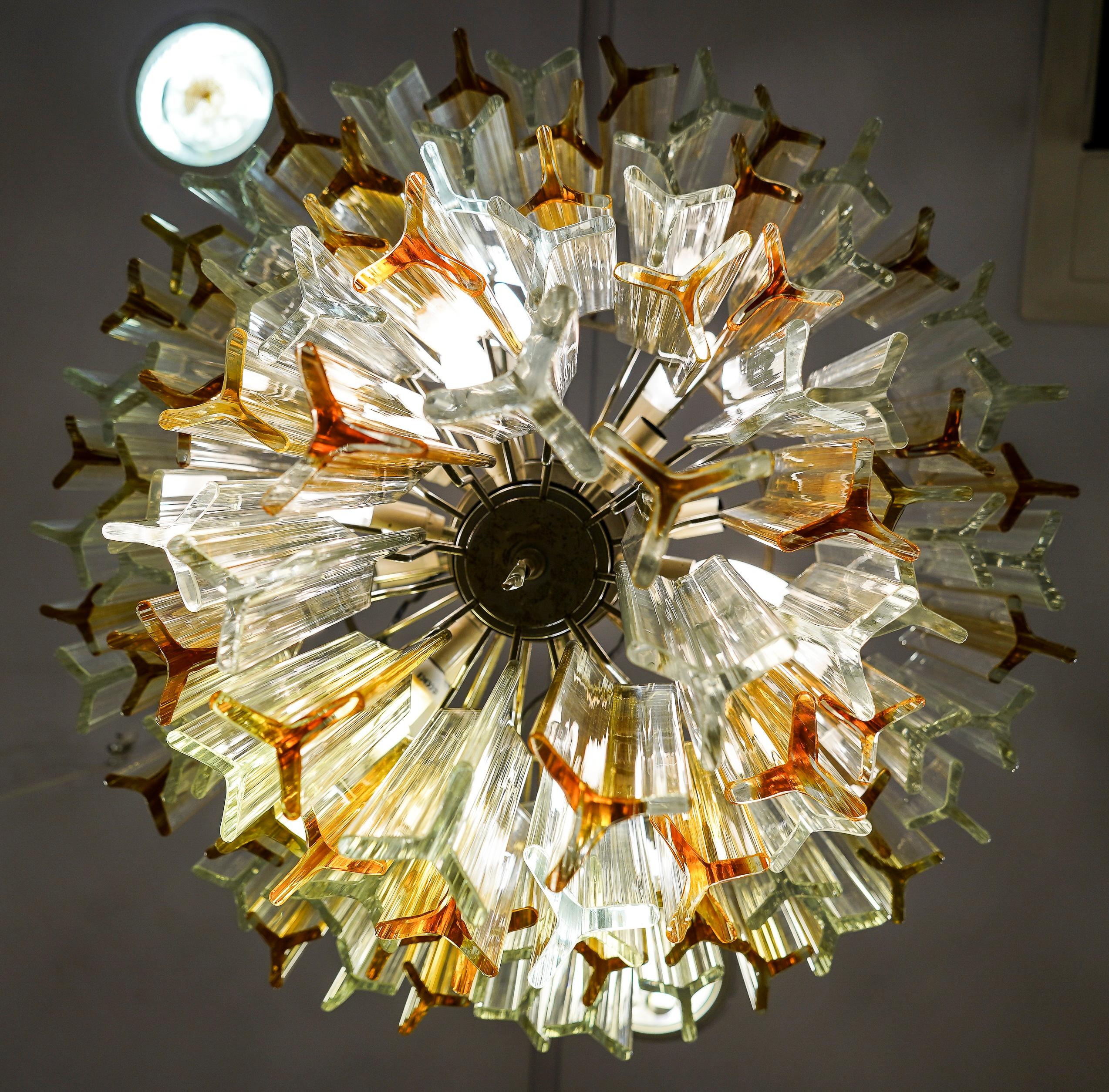 Midcentury Italian Murano Venini White and Yellow Crystal Chandelier, 1970s (Kristall)