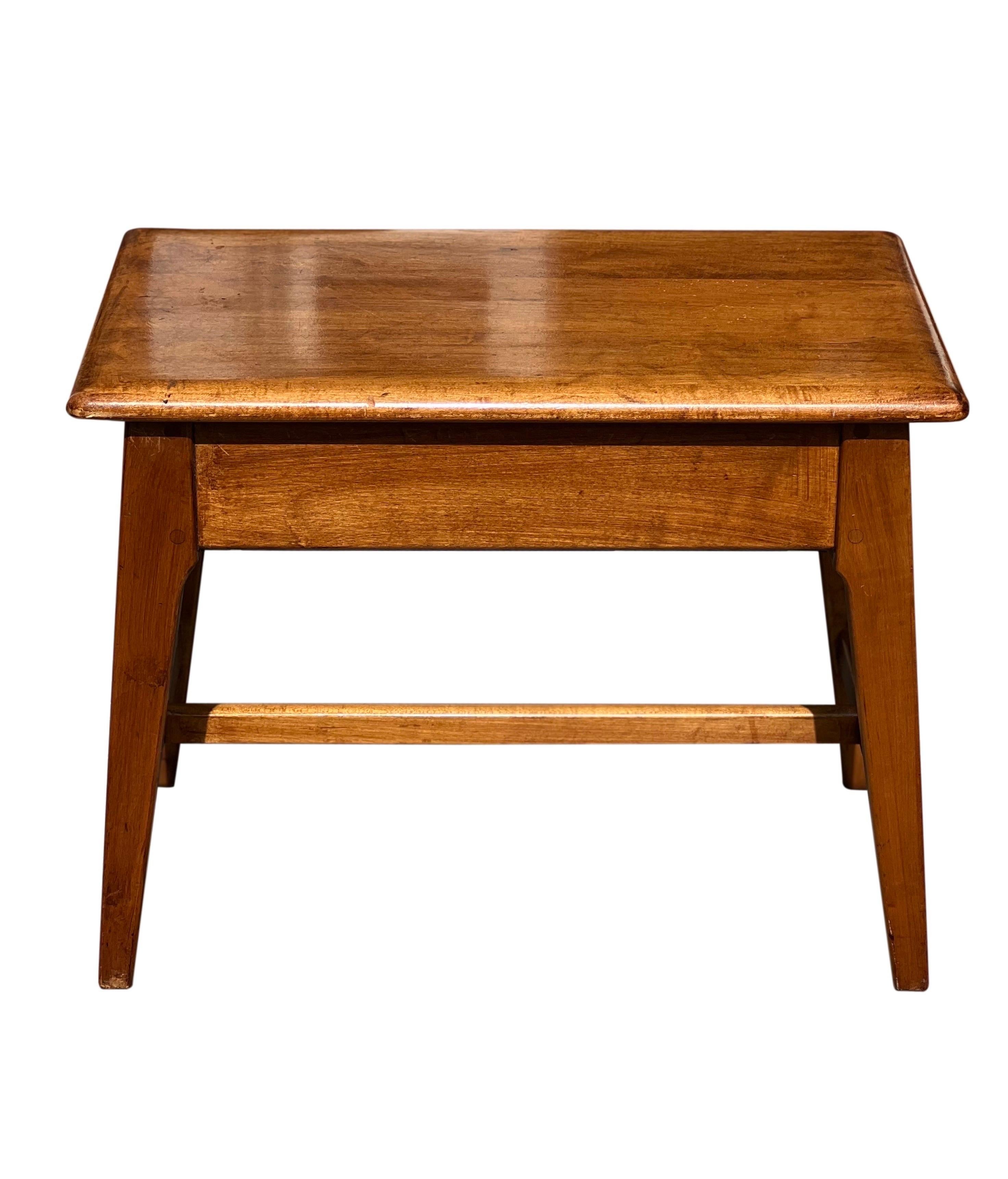 Midcentury Italian Oak Sewing Table or Stool with Single Drawer In Good Condition For Sale In Doylestown, PA