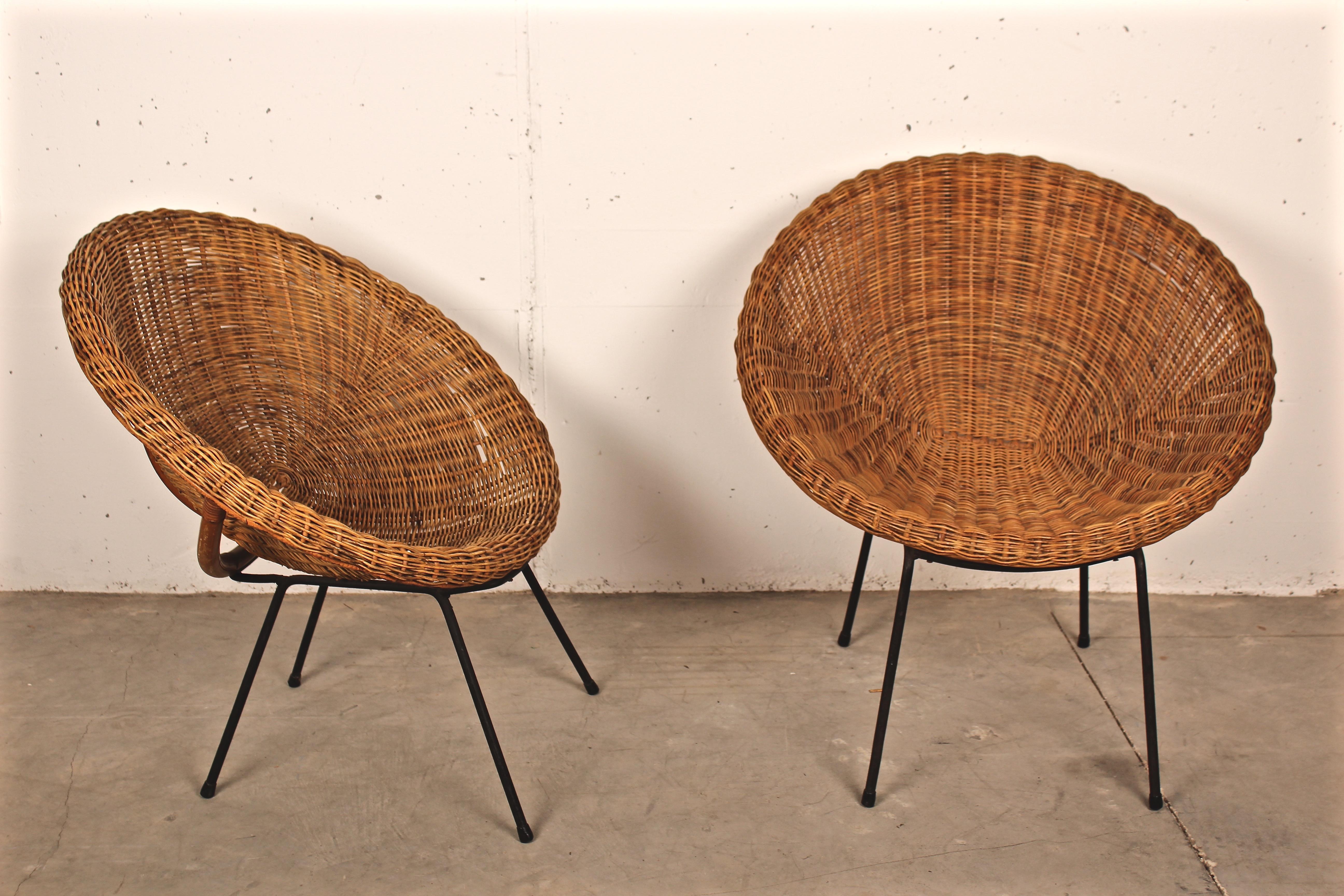 Bamboo Midcentury Italian Pair of Circle Shaped Woven Wicker Rattan Armchairs