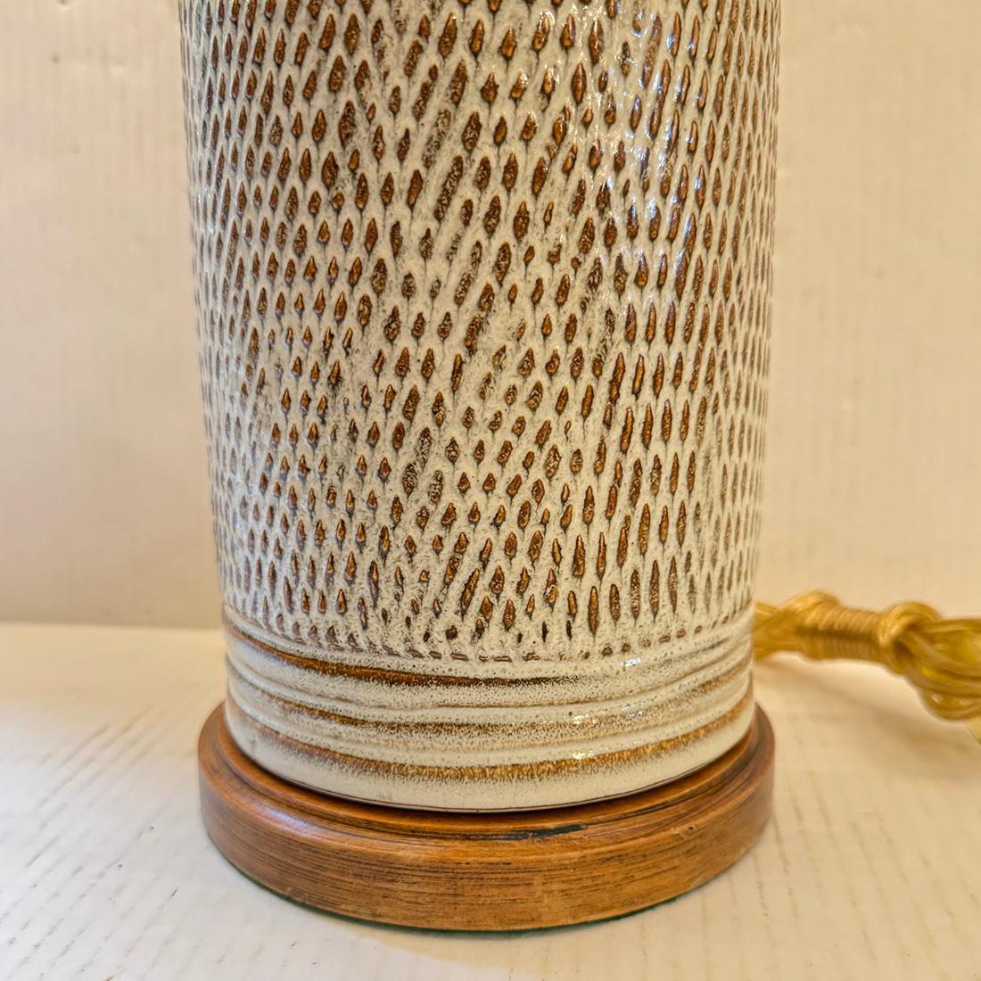 Porcelaine Lampe en porcelaine italienne du milieu du siècle en vente