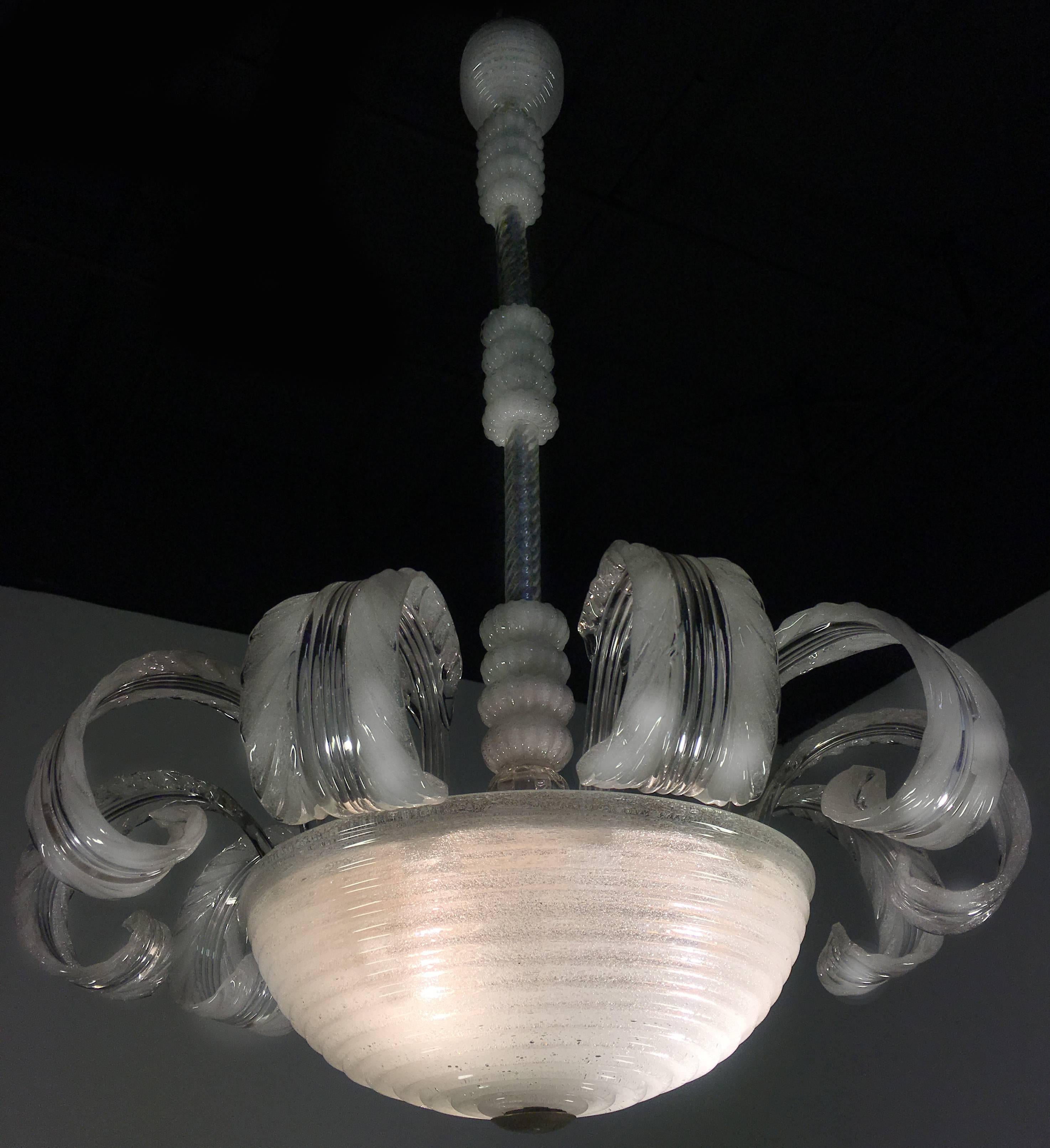 20th Century Midcentury Italian Pulegoso Glass Chandelier by Barovier & Toso, Murano, 1940 For Sale