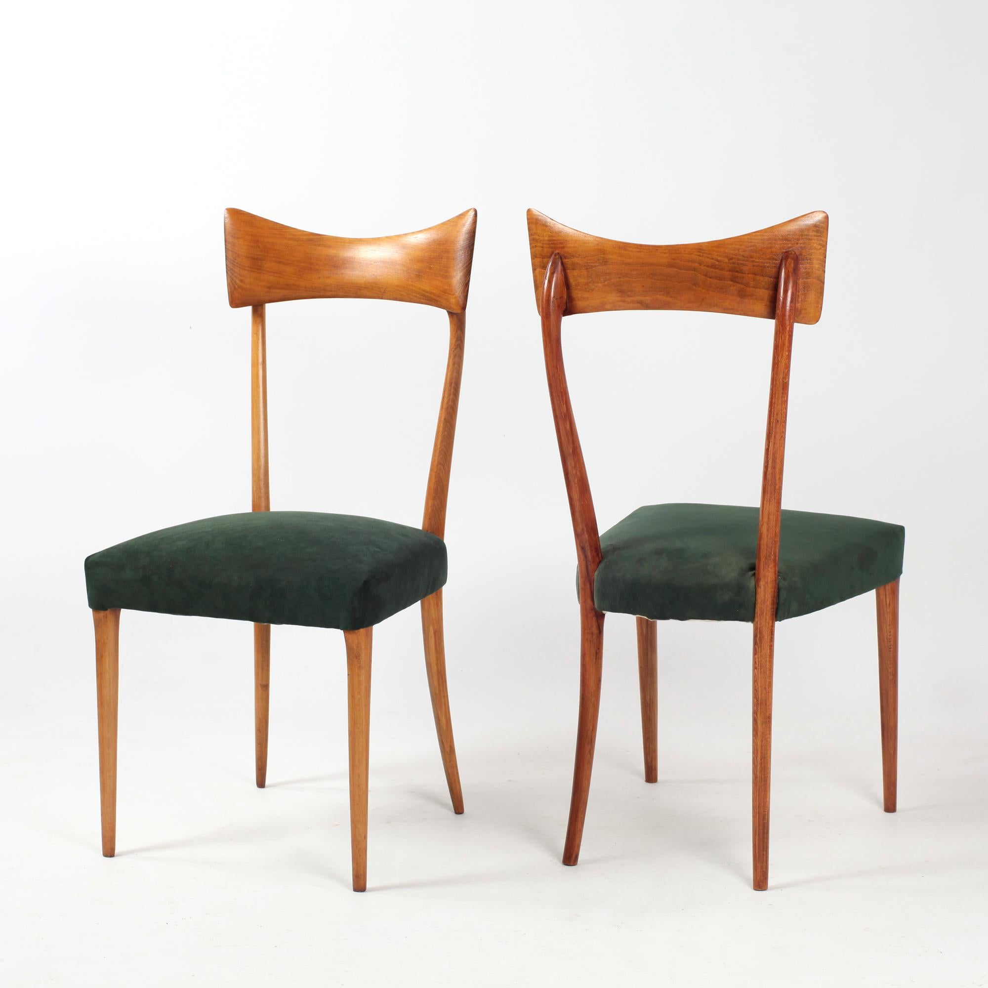 Set of six dining chairs attributed to Ico Parisi for Ariberto Colombo, Cantu, Italy, 1955
Elegant, round and light shape, nice model of Italian design.

These chairs are made of beechwood and fabric. They have been upholstered with a dark green