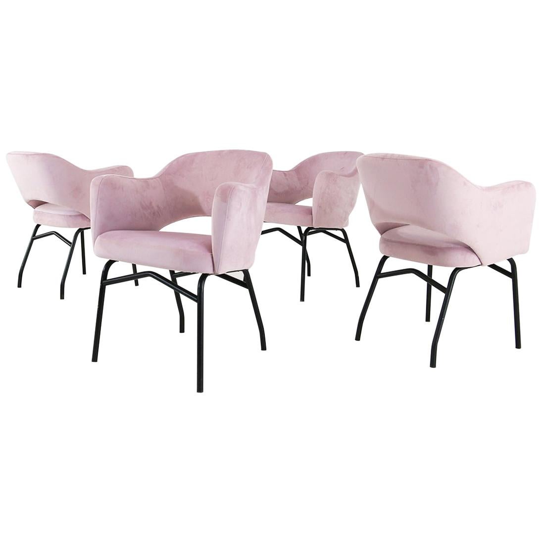 Midcentury Italian Set of Four Dining Chairs in Pink Velvet, 1950