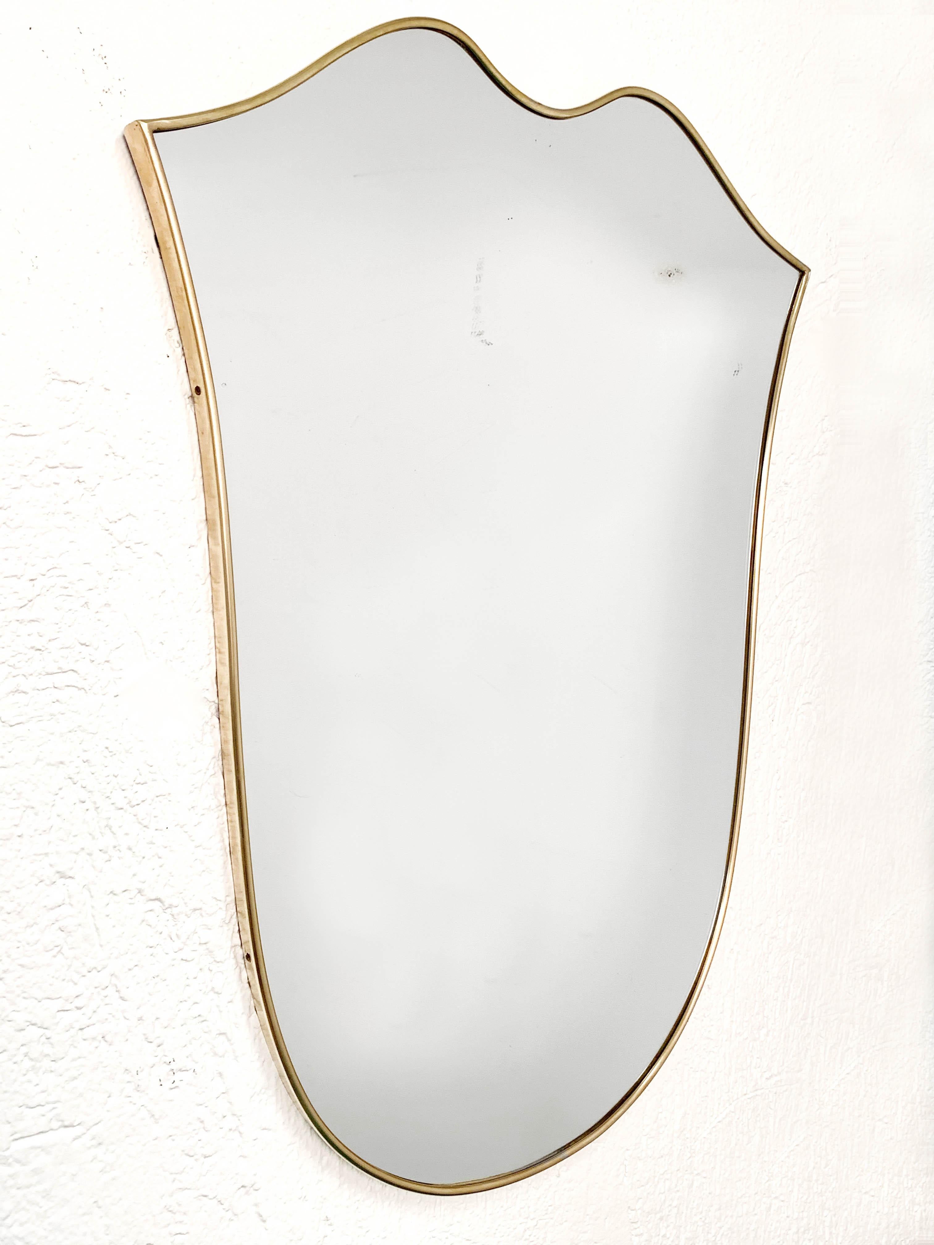 Midcentury Italian Shield Shaped Brass Mirror Attributed to Gio Ponti, 1961 3