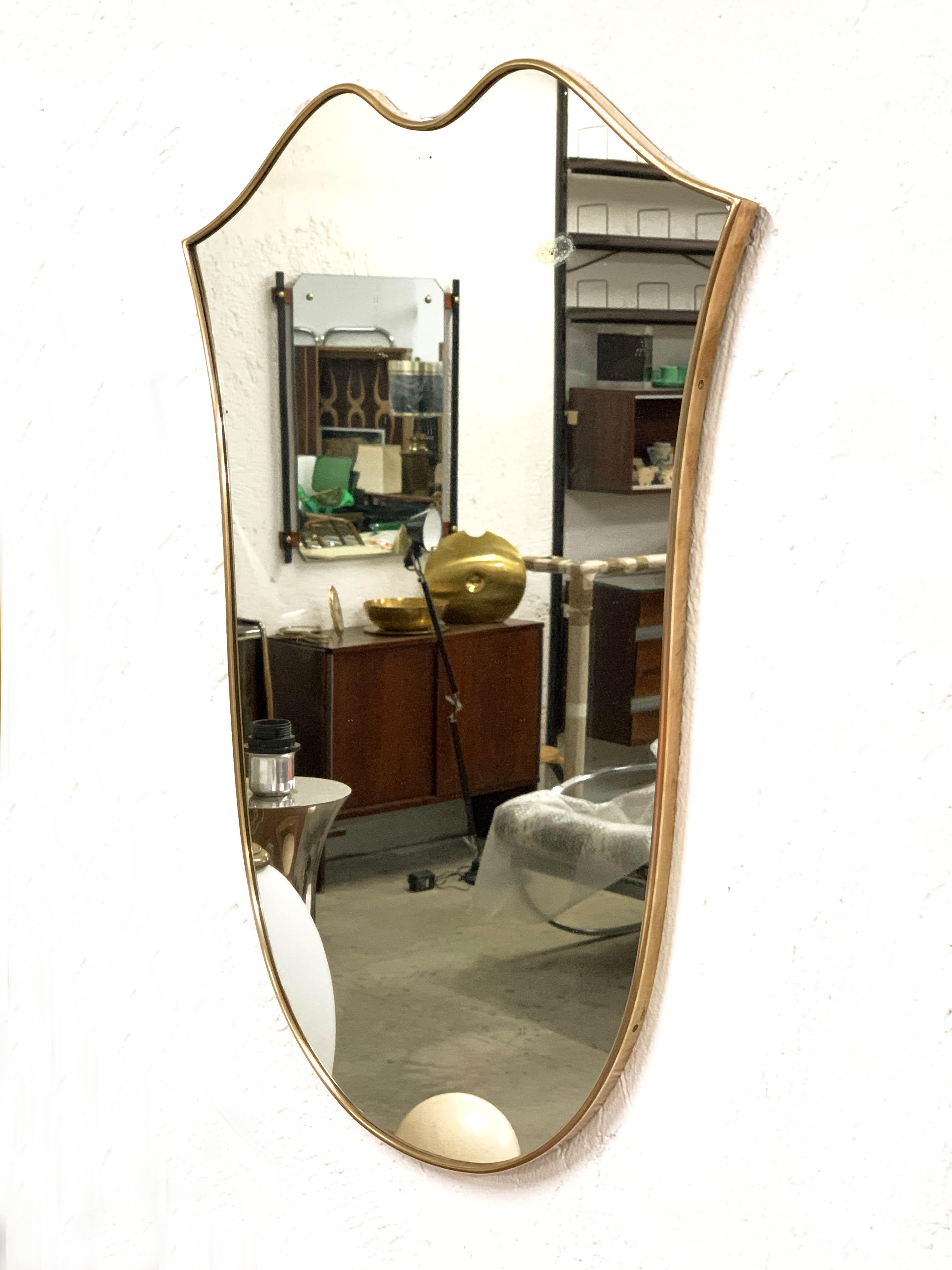 Midcentury Italian Shield Shaped Brass Mirror Attributed to Gio Ponti, 1961 2