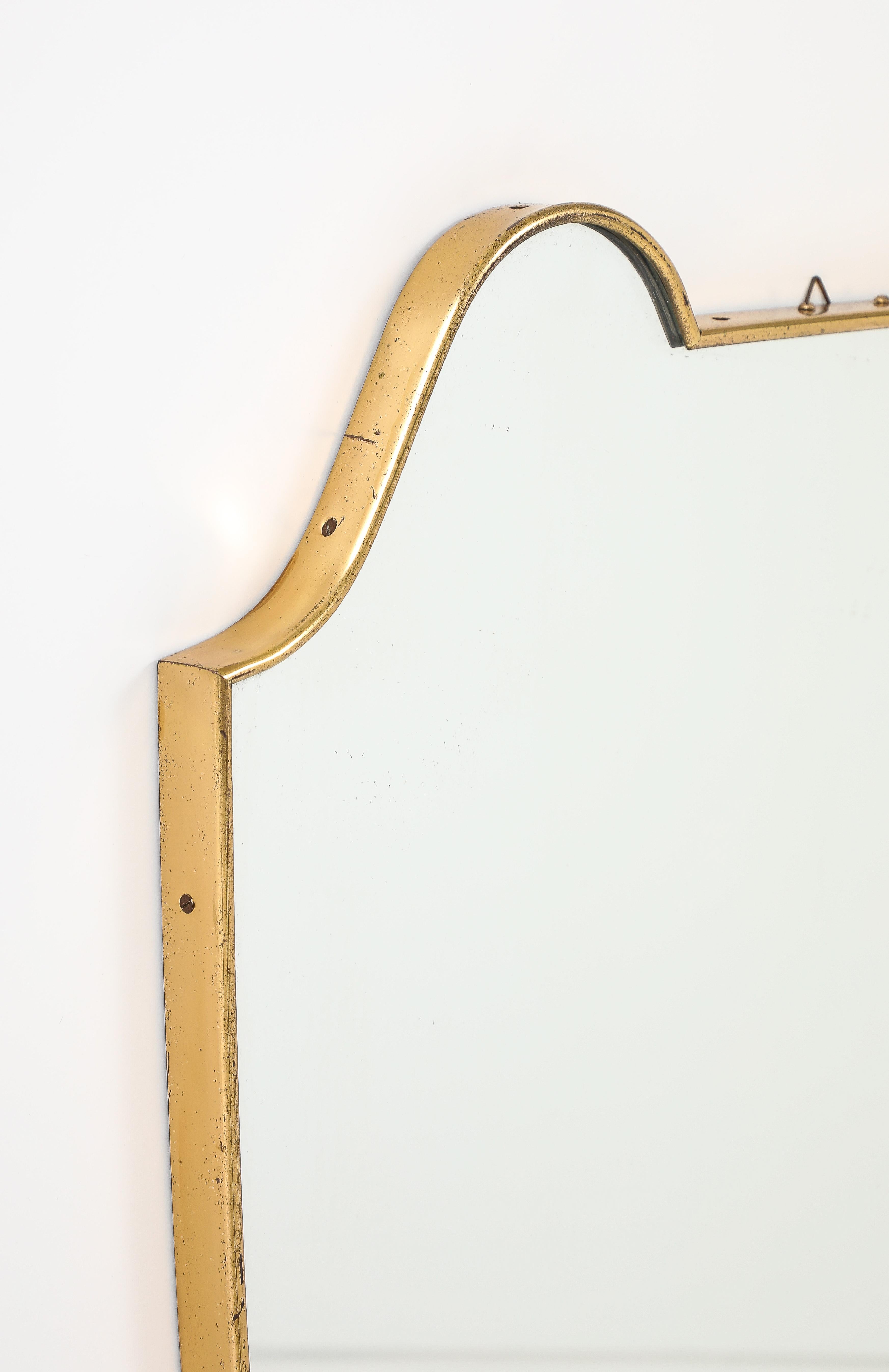 Midcentury Italian Shield Shaped Brass Mirror For Sale 2