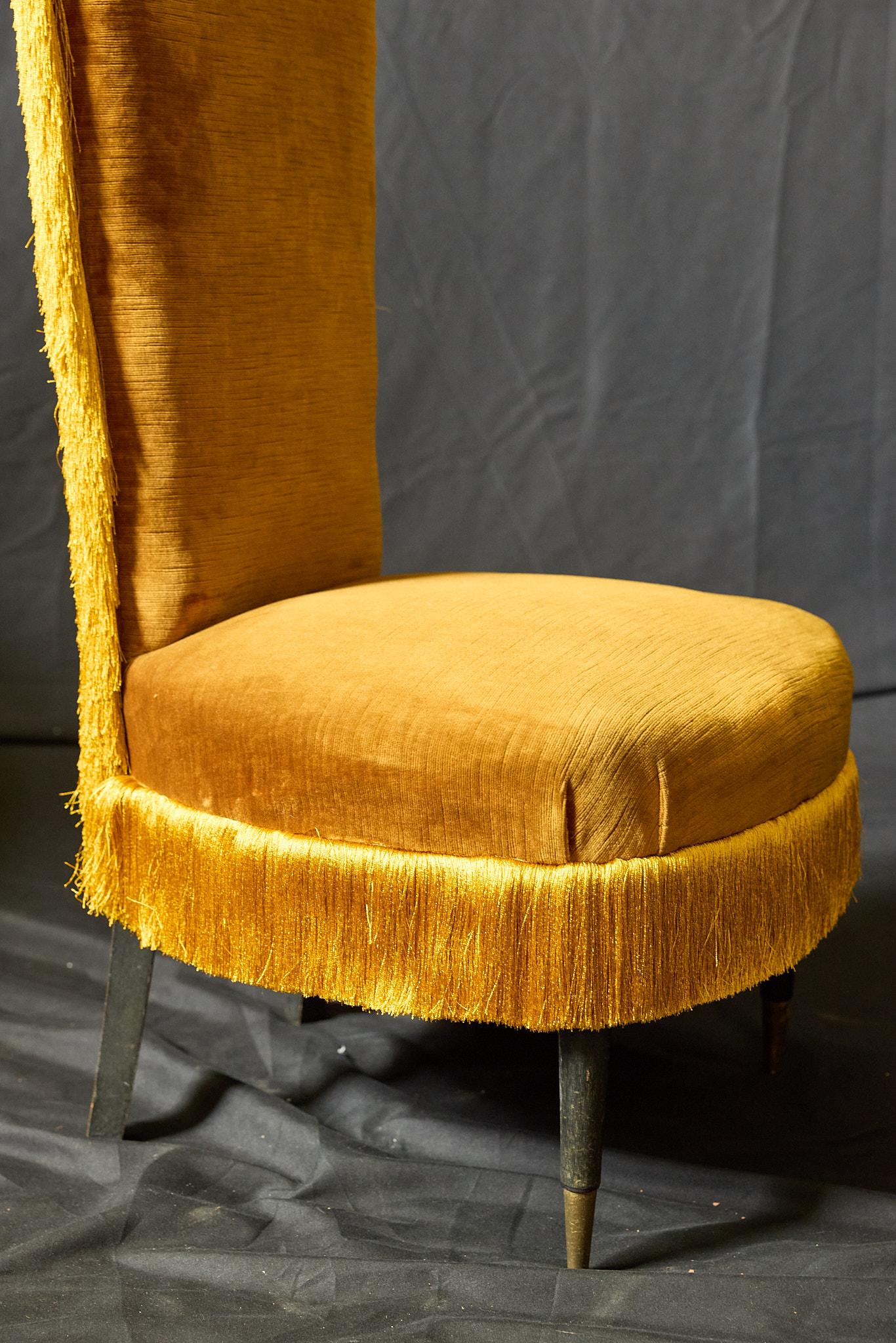Mid-20th Century Midcentury Italian Slipper Chair, Circa 1950s For Sale