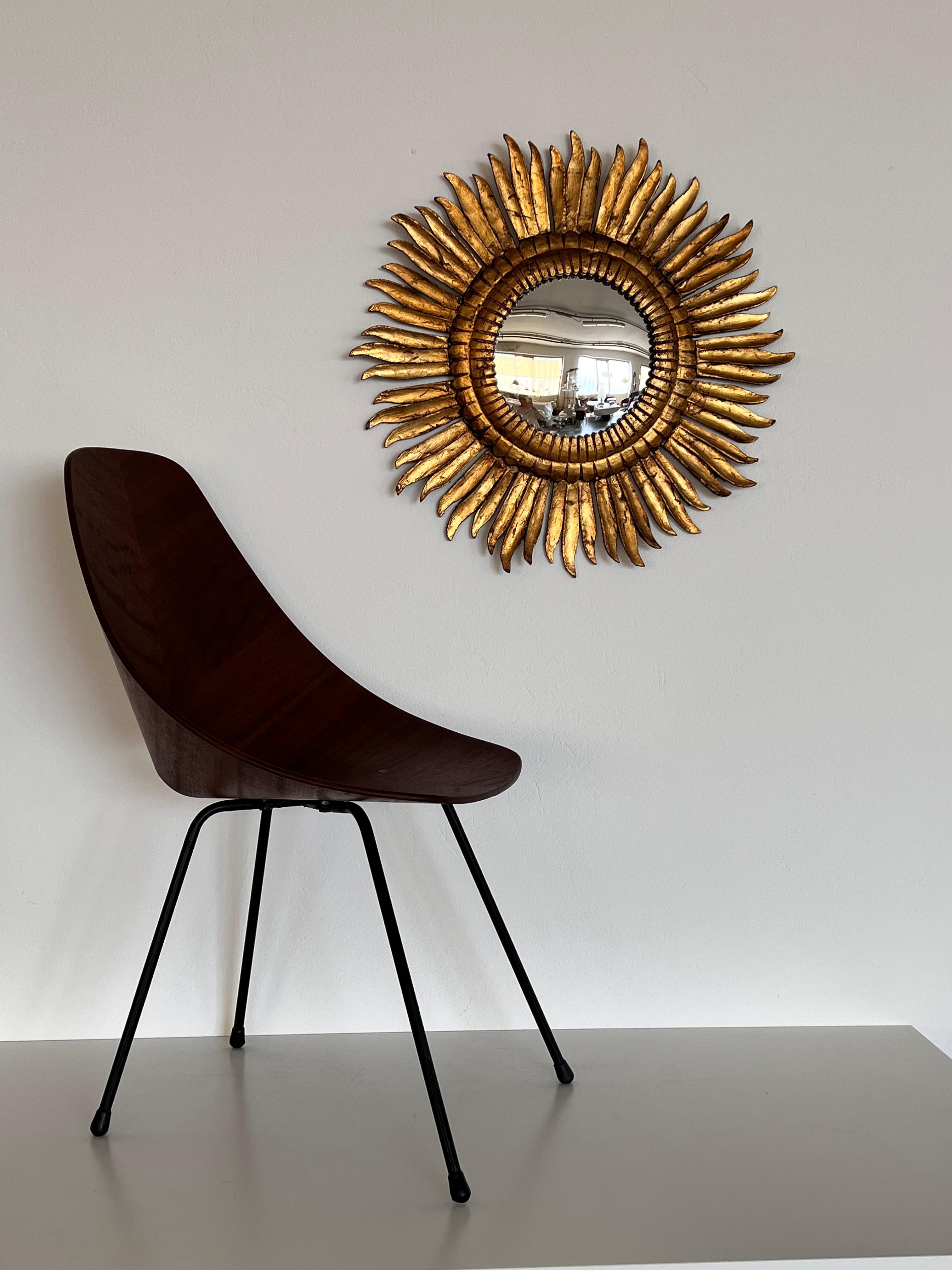 Mid-Century Modern Miroir italien du milieu du siècle en bois doré Sunburst avec miroir concave en vente