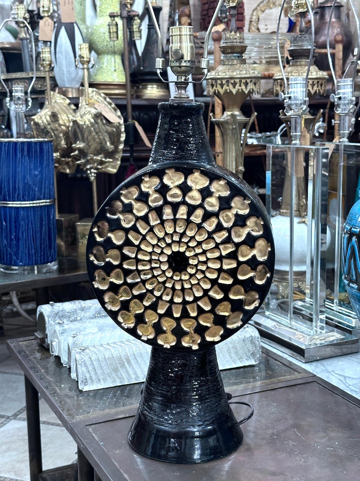 Lampada da tavolo italiana del Medioevo In condizioni buone in vendita a New York, NY
