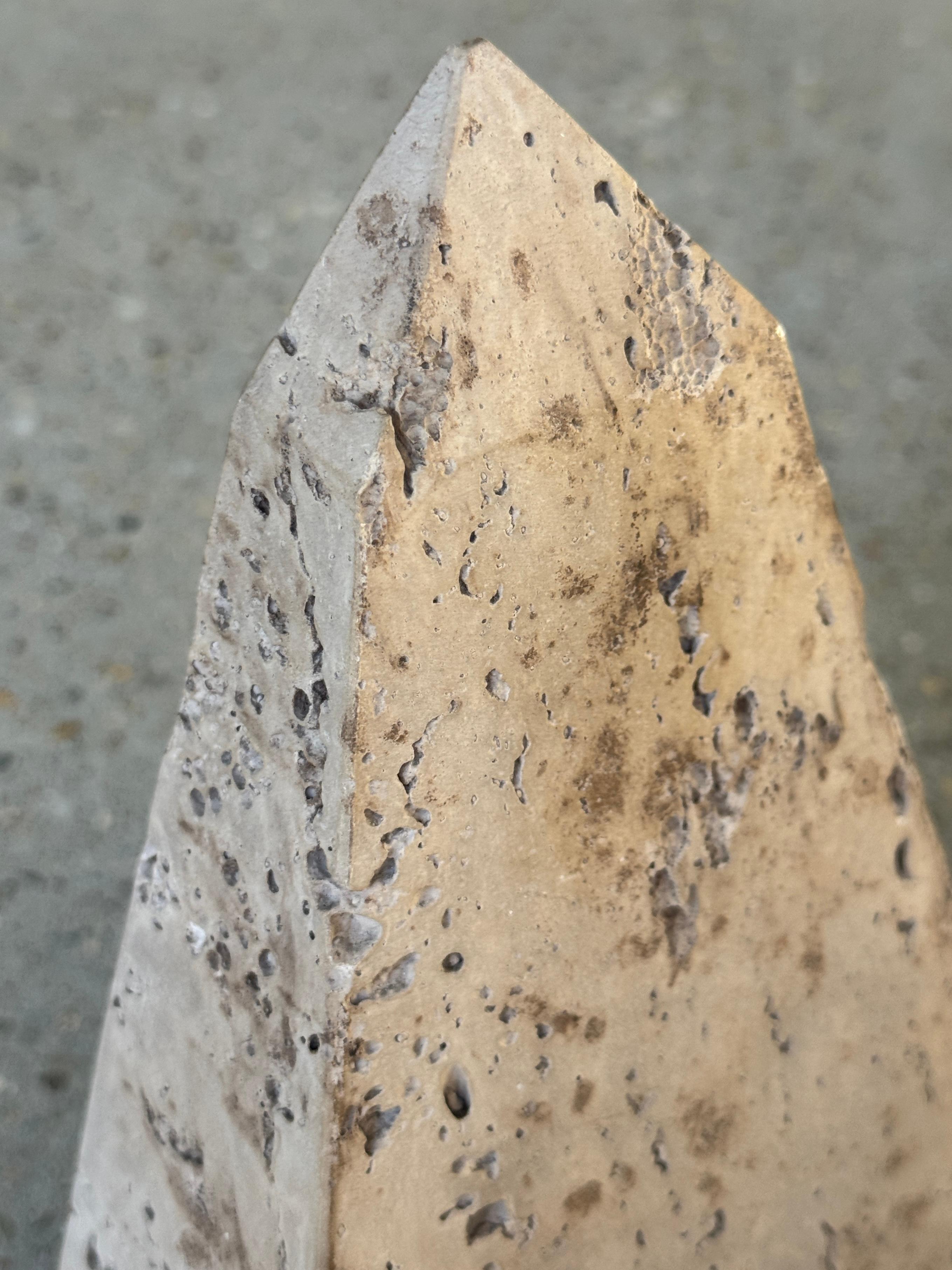 Italienische Travertin-Buchstützen aus der Jahrhundertmitte im Angebot 4