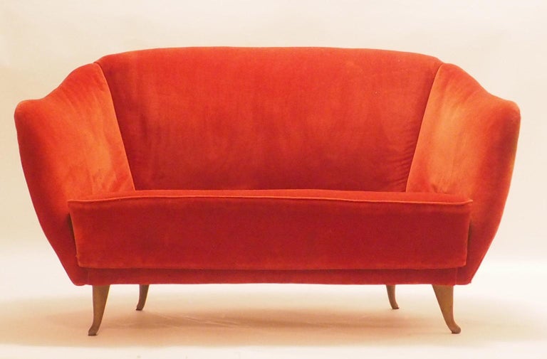 Mid-20th Century Midcentury Italian Velvet Sofa with Brass Feet Manufactured by ISA in 1950s For Sale