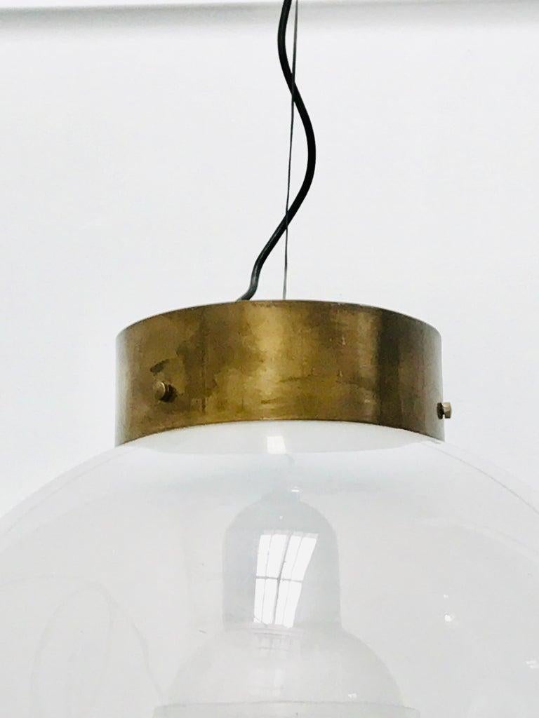 Midcentury Italian Vetri Murano Glass and Brass Pendant, 1970s For Sale 4