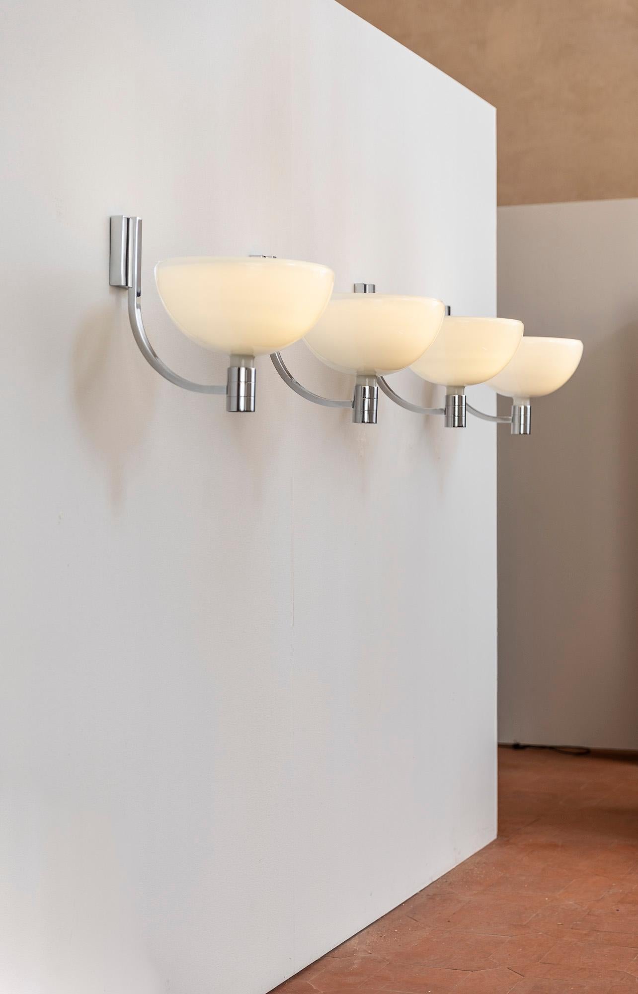 Set of midcentury Italian Wall Lights  by Franco Albini for Sirrah, 1968  In Excellent Condition For Sale In Piacenza, Italy