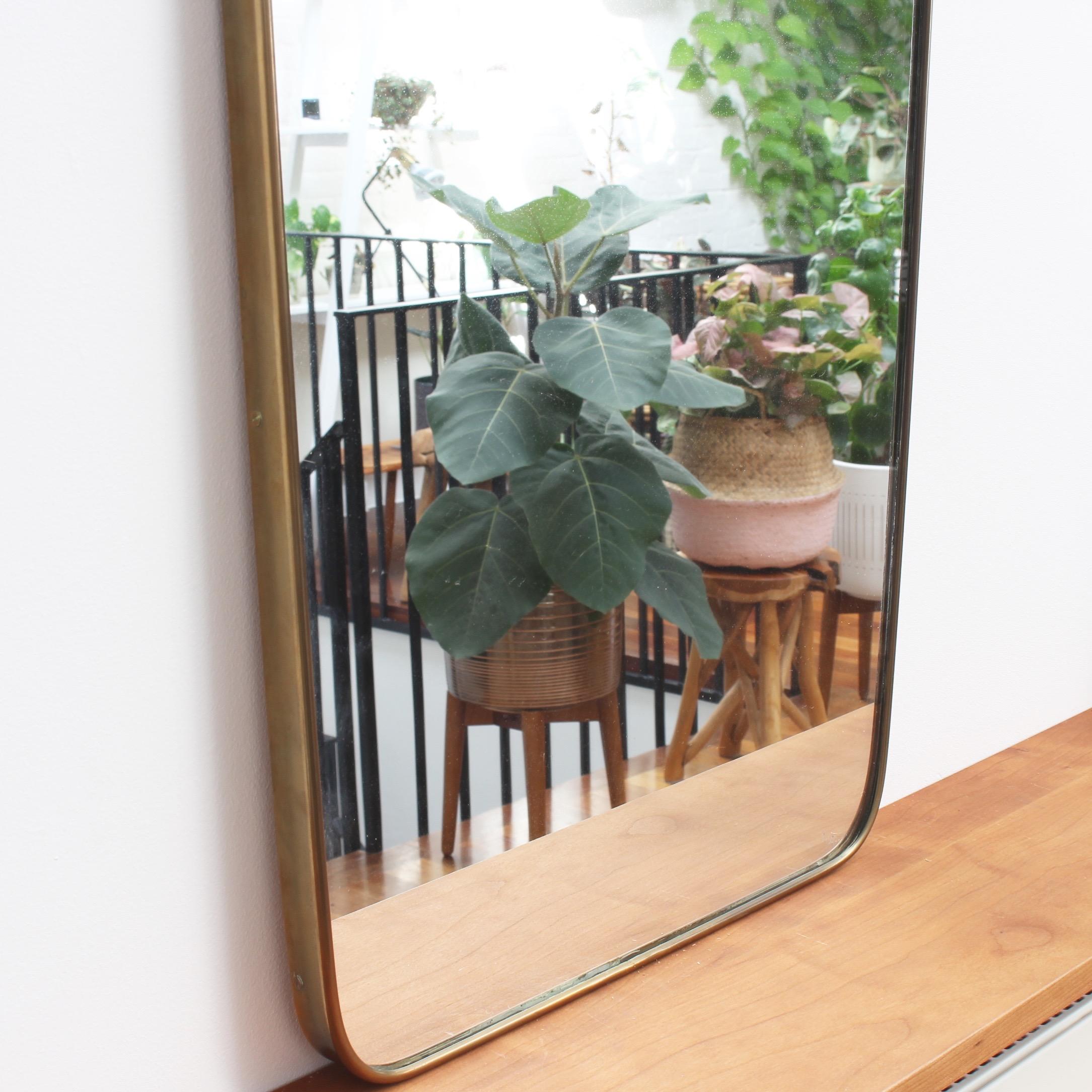 Midcentury Italian Wall Mirror with Brass Frame by Gio Ponti, circa 1950s In Good Condition In London, GB