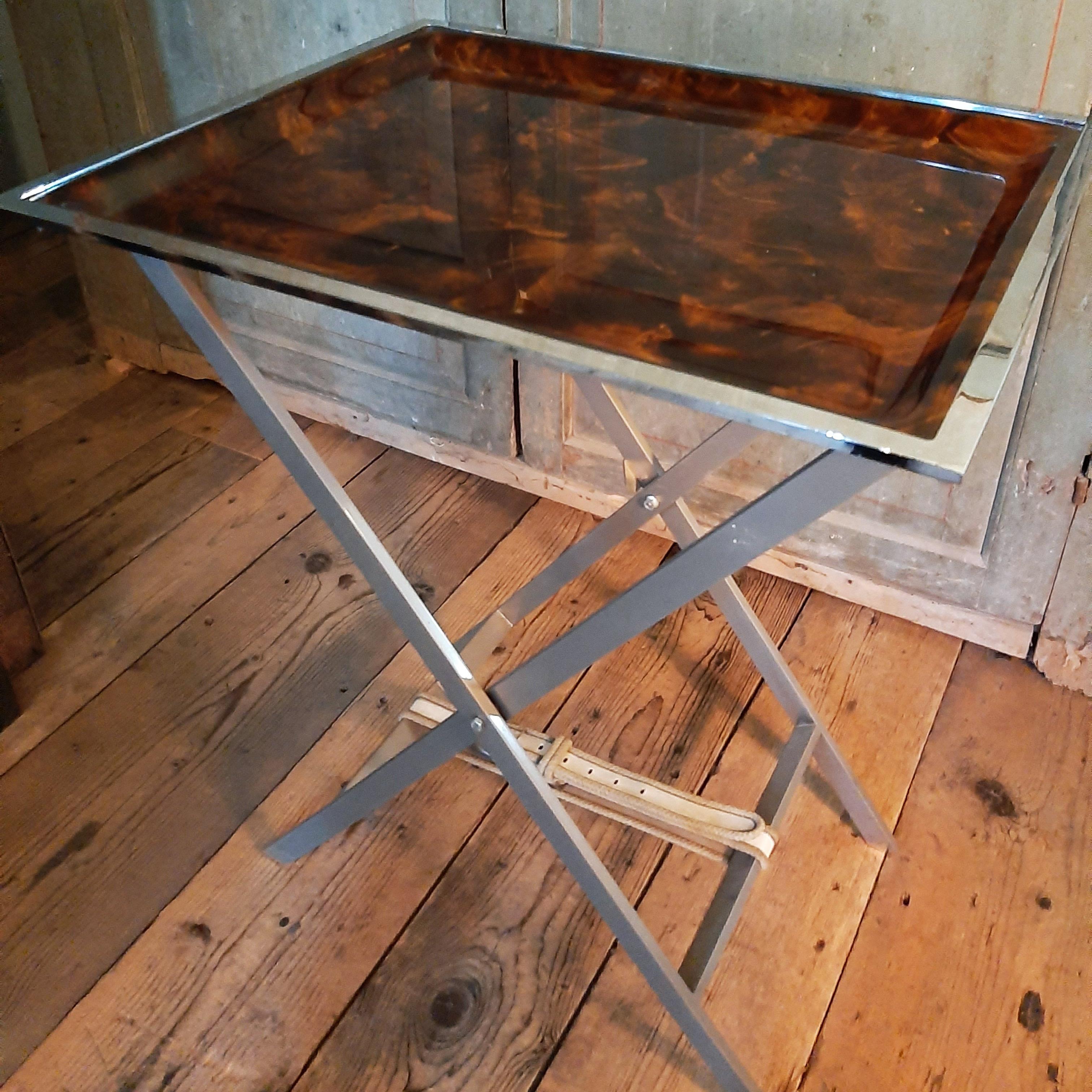 Midcentury Italian Willy Rizzo Faux Tortoisshell Cross Leg Tray Table In Good Condition For Sale In Baambrugge, NL