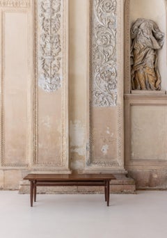 Mid-Century Modern Wooden Bench, Italy 1960, Elegant Carved Legs