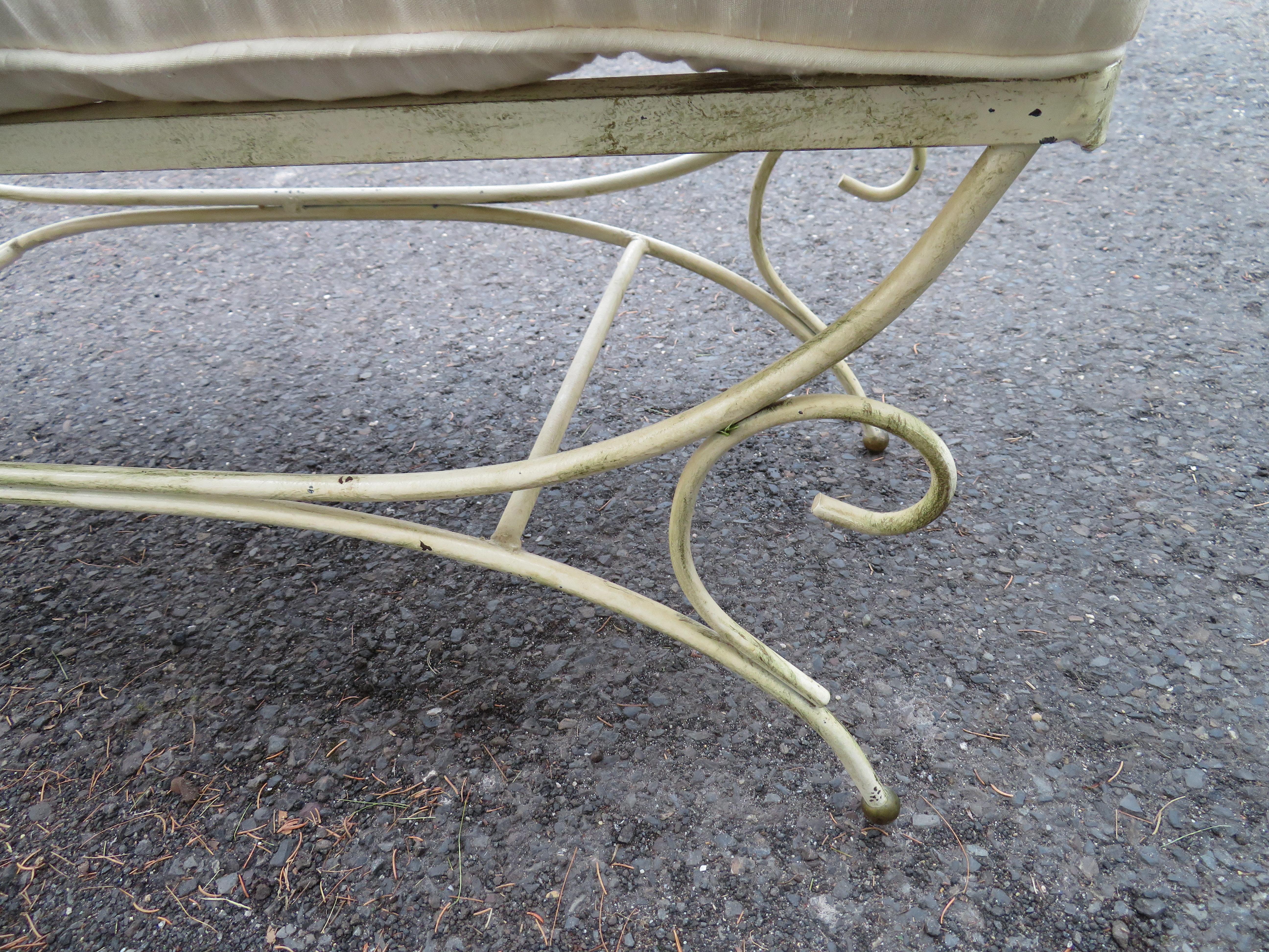 Midcentury Italian Wrought Iron Scroll Arm Bench In Good Condition For Sale In Pemberton, NJ