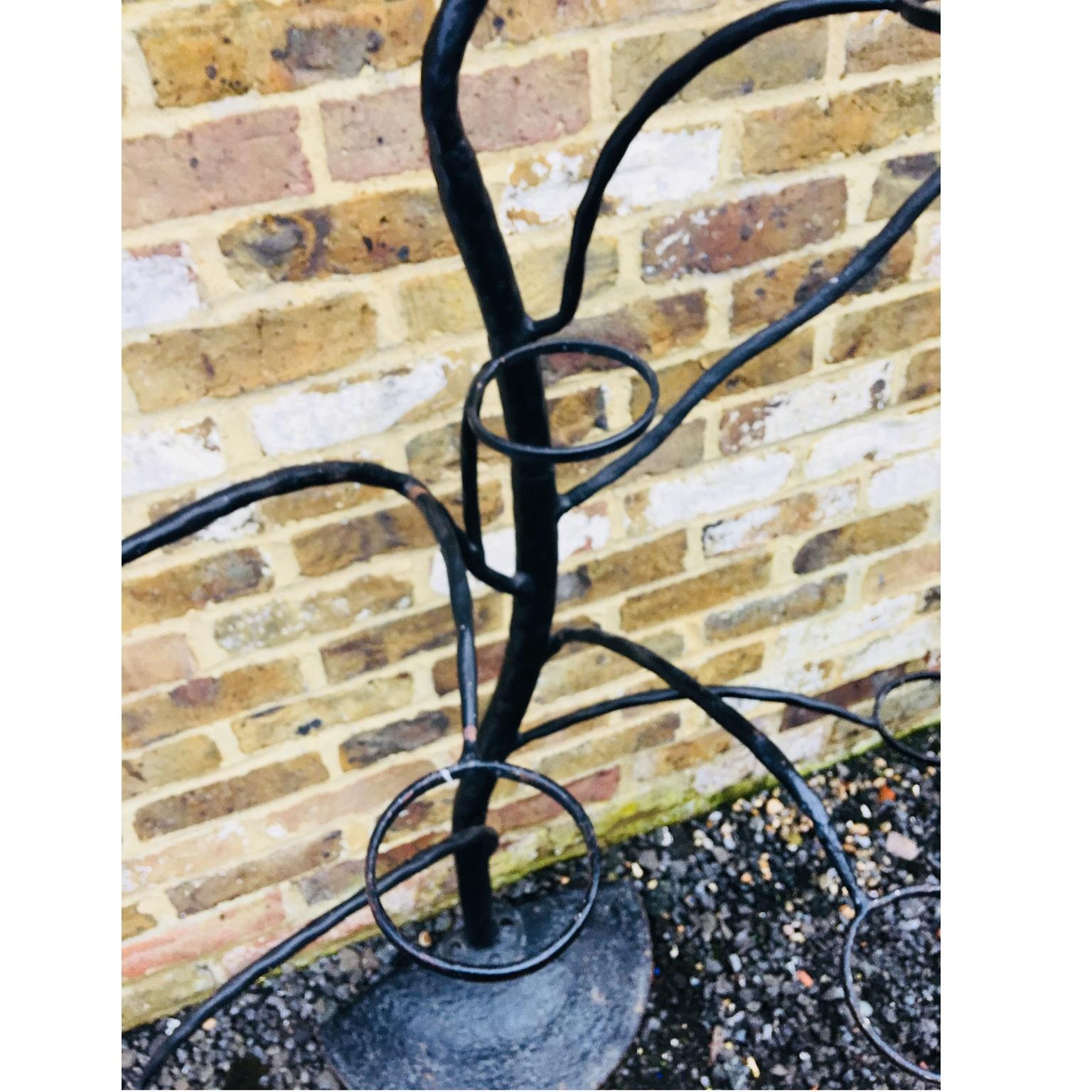 metal tree wall planter