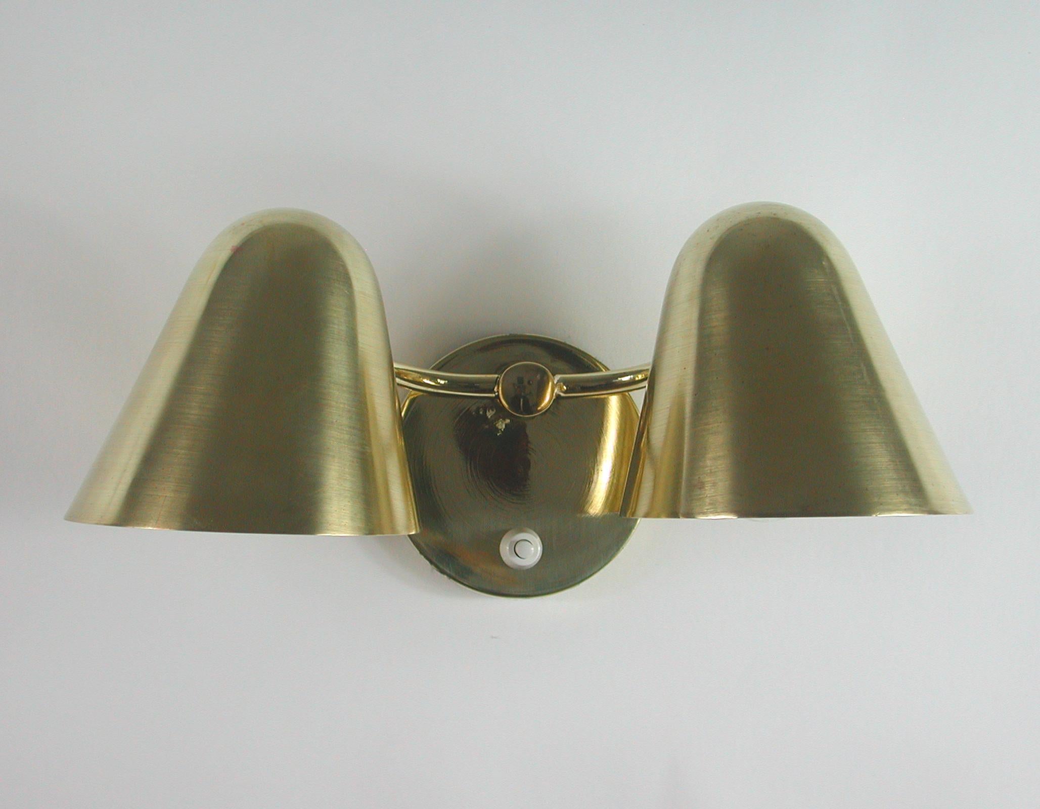 Midcentury Jacques Biny Double Cone Brass Wall Light, 1950s 6