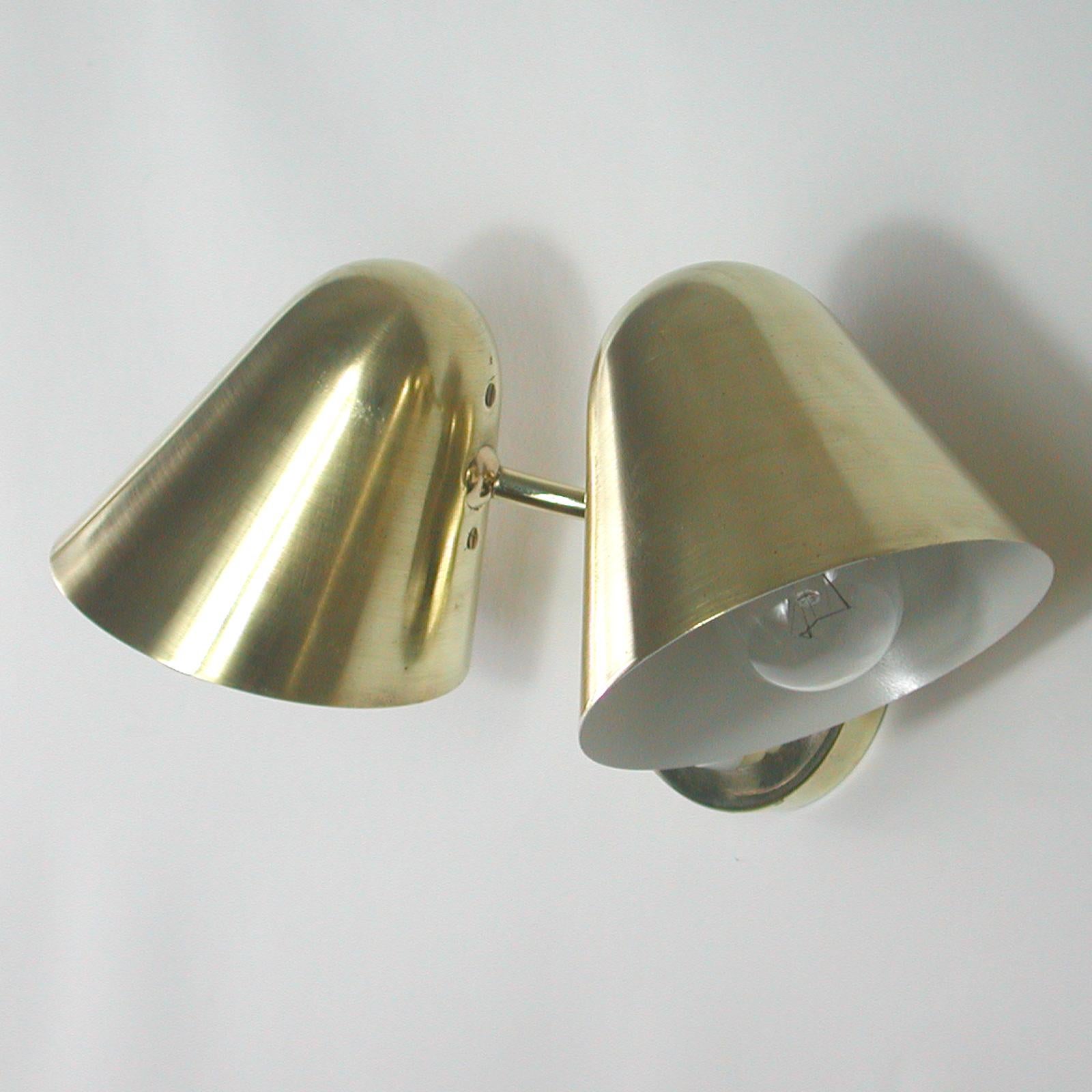 French Midcentury Jacques Biny Double Cone Brass Wall Light, 1950s