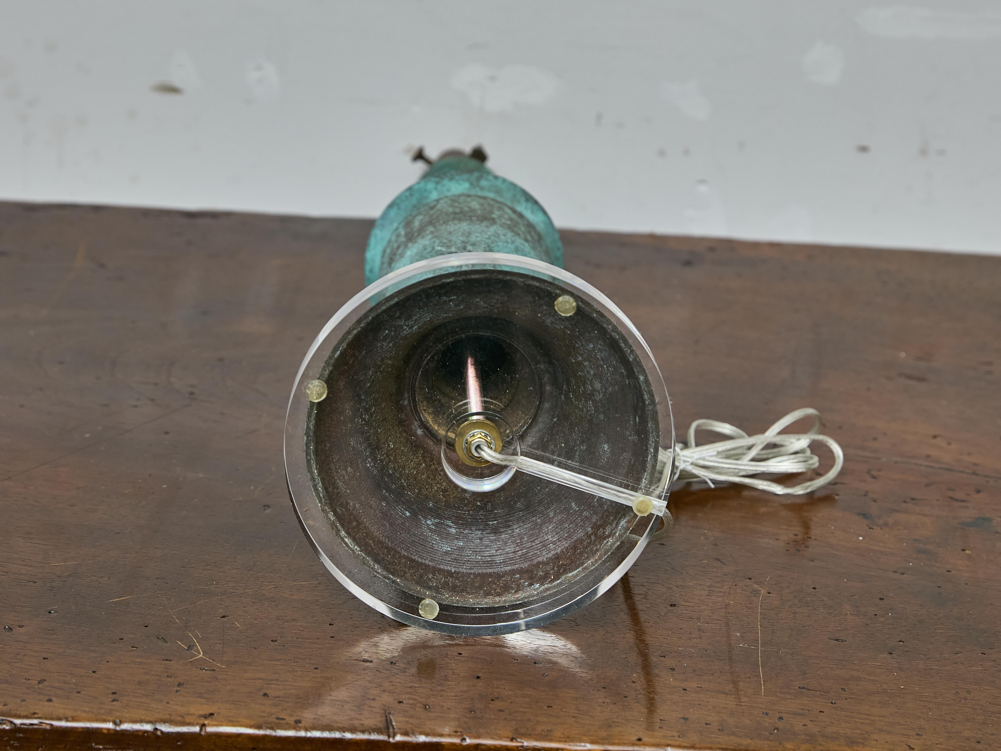 Midcentury James Mont Style Verdigris Bronze Table Lamp with Lucite Base In Good Condition For Sale In Atlanta, GA