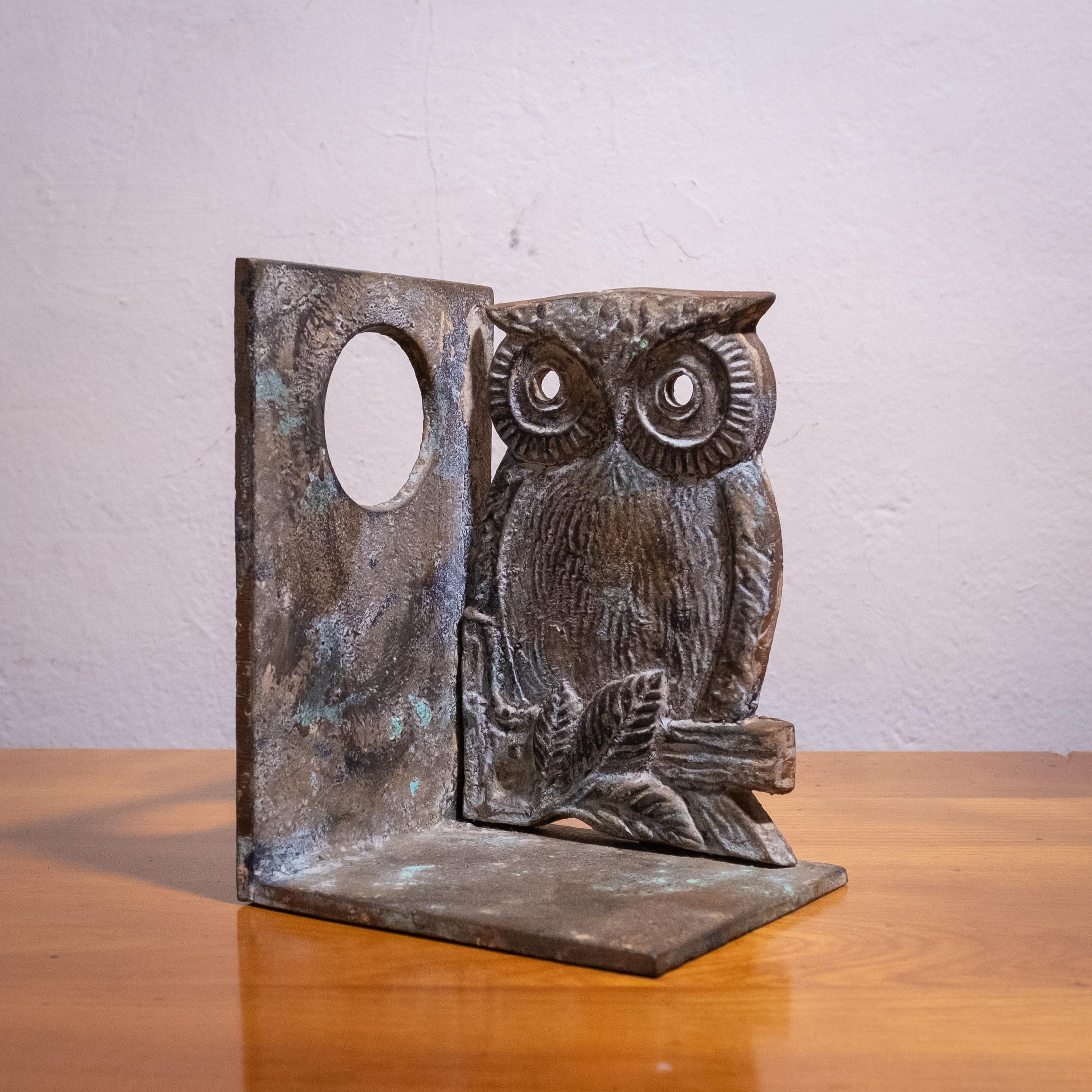 Mid-Century Japanese Iron Owl Bookends 2