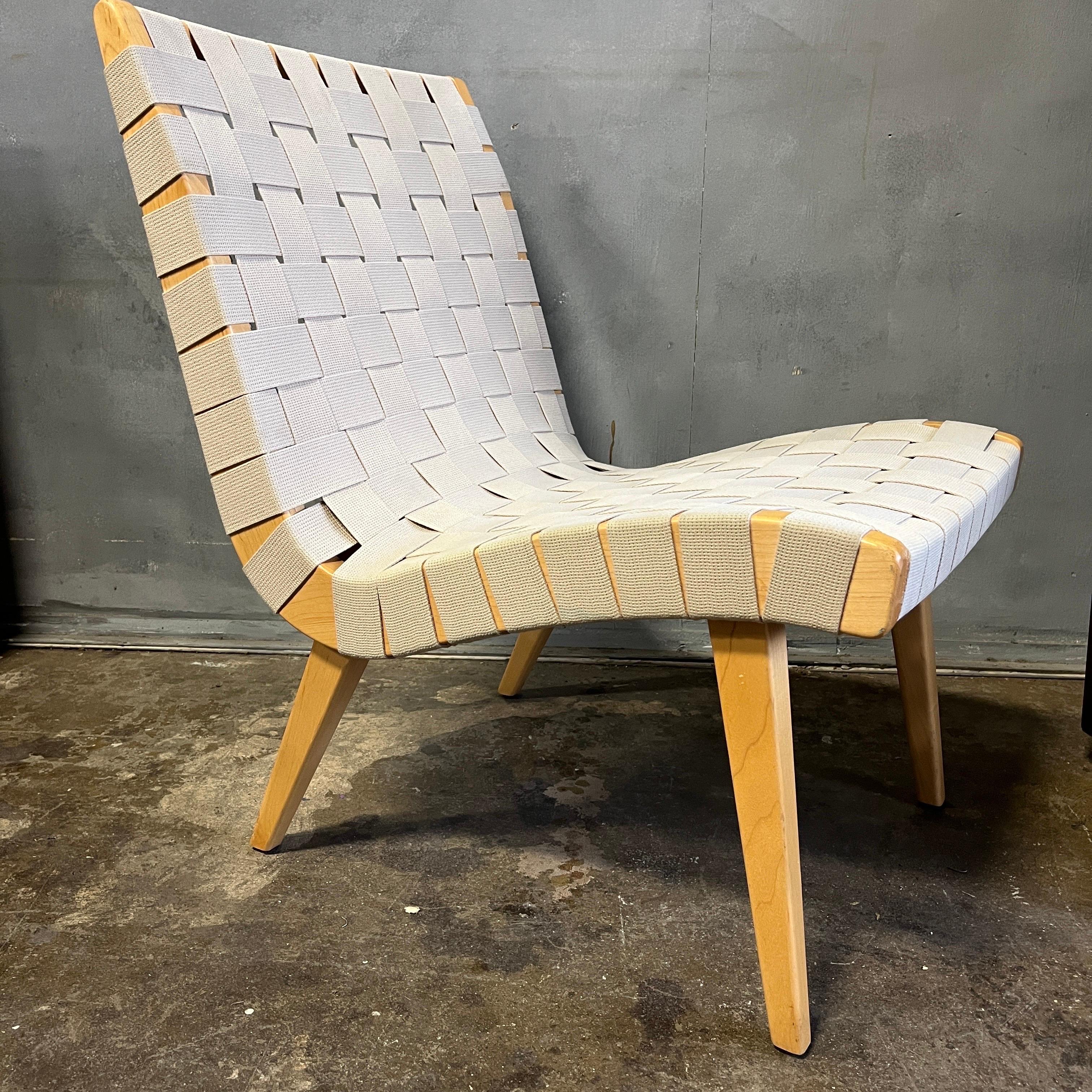 
Flax cotton webbing. 
Simple, classic, and honest design made this lounge or easy chair so popular that its still in production today. Made from solid maple wood and cotton strapping. First designed in 1942 and one of Knolls first chairs put in