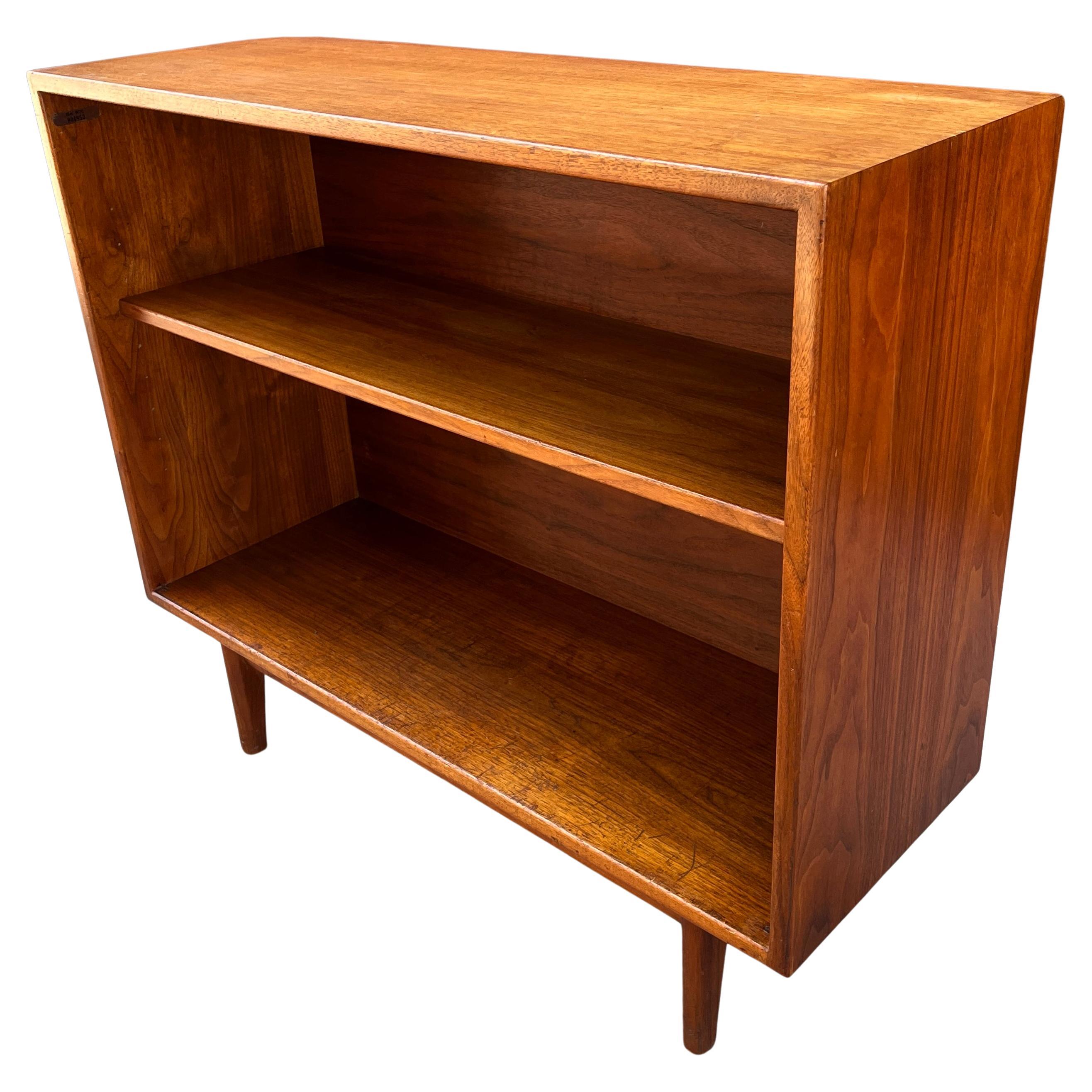 Midcentury Jens Risom Walnut Bookcase 2