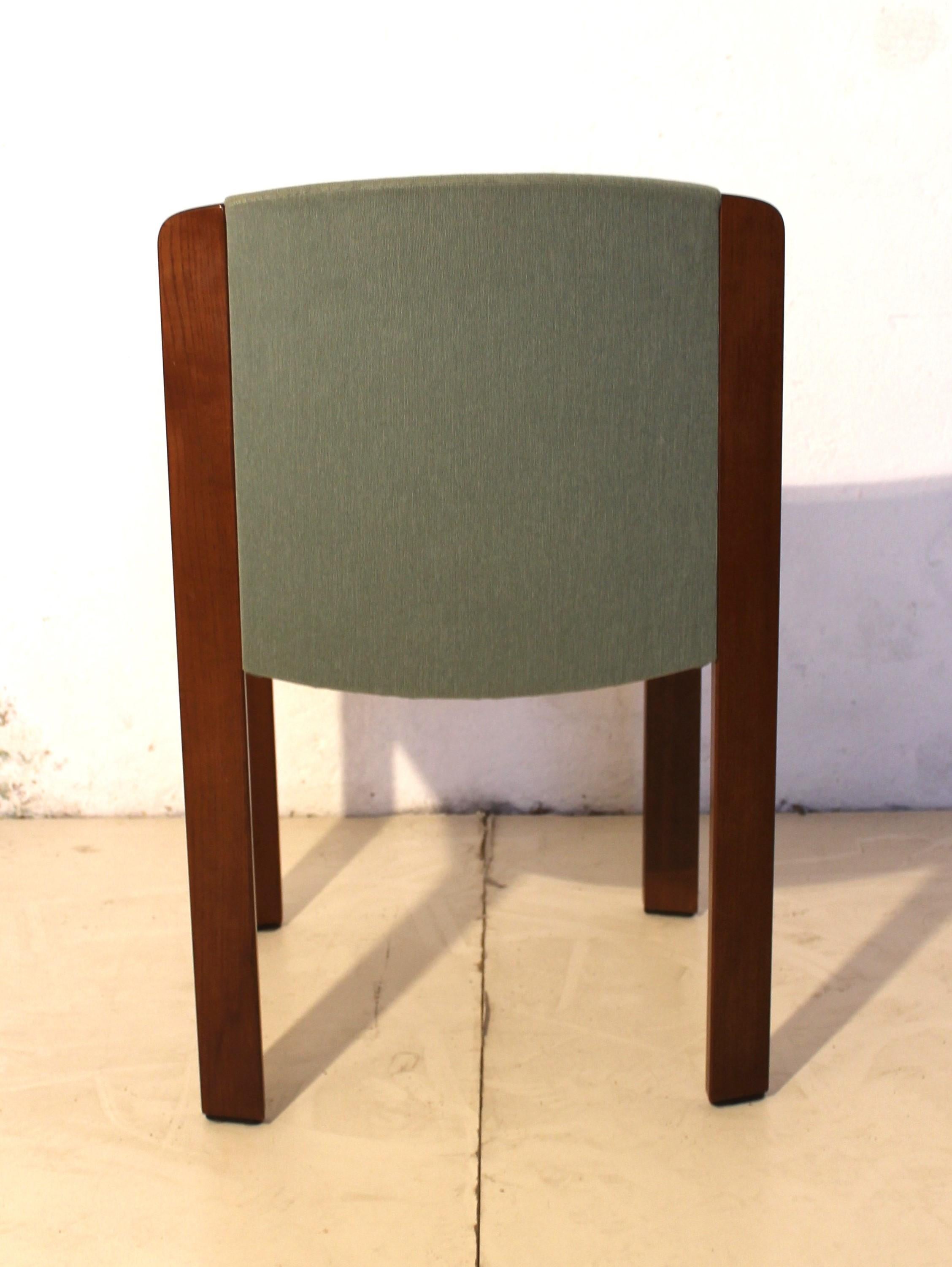 Mid-Century-Stuhl „Modell 300“ von Joe Colombo für Pozzi, Italien '60er Jahre (Stoff) im Angebot