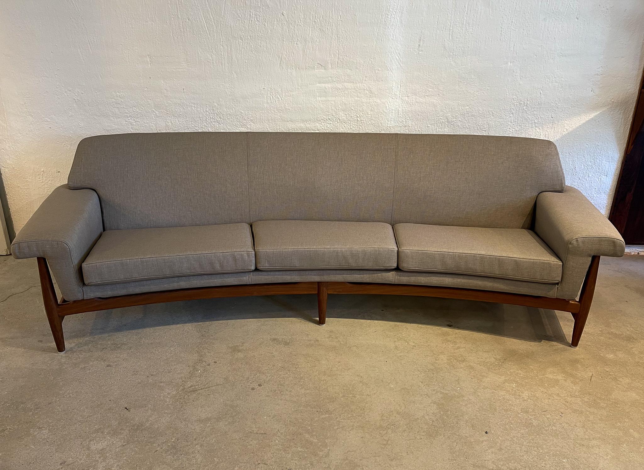 Mid-Century Modern Midcentury Johannes Andersen Large Curved Sofa for Trensum 
