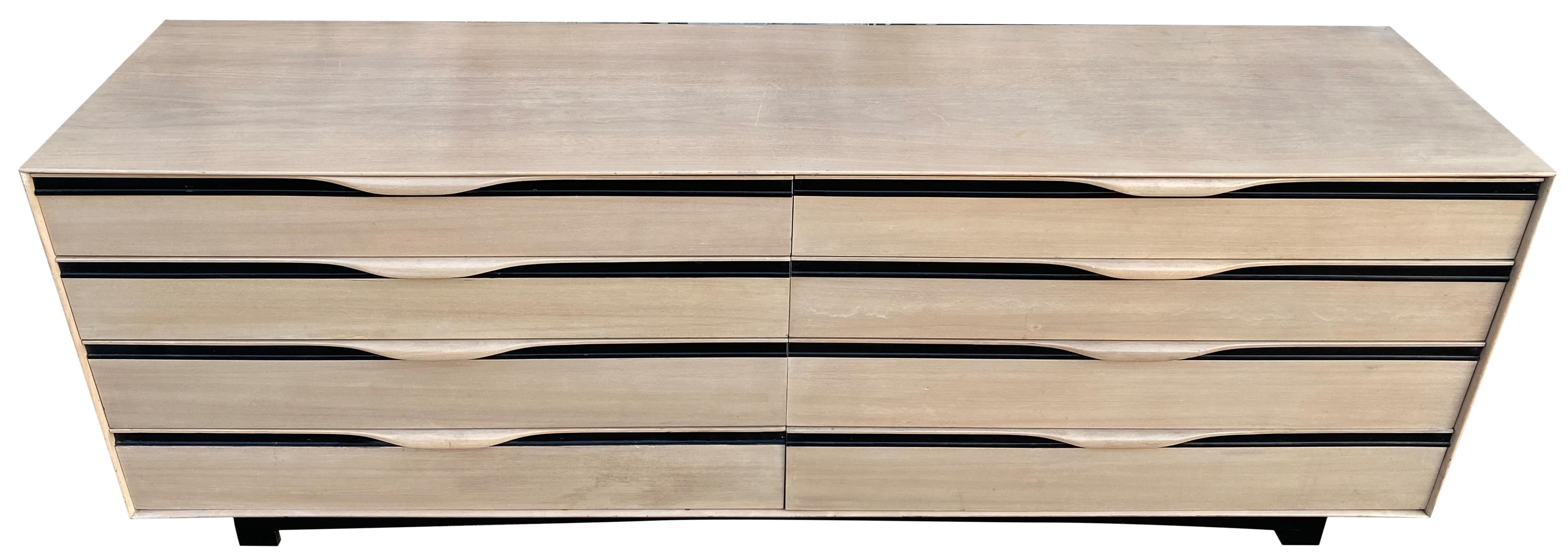 Midcentury John Kapel for Glenn of California long off white washed walnut wood and black lacquer dresser credenza. All original dresser credenza with removable drawer dividers. Beautiful sculpted handles. All drawers are on metal glides very