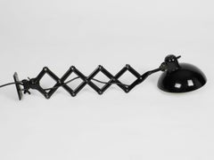 Kaiser-Idell-Wand Schere-Lampe, Modell 6614, schwarz, mit großem Schirm, Mitte des Jahrhunderts