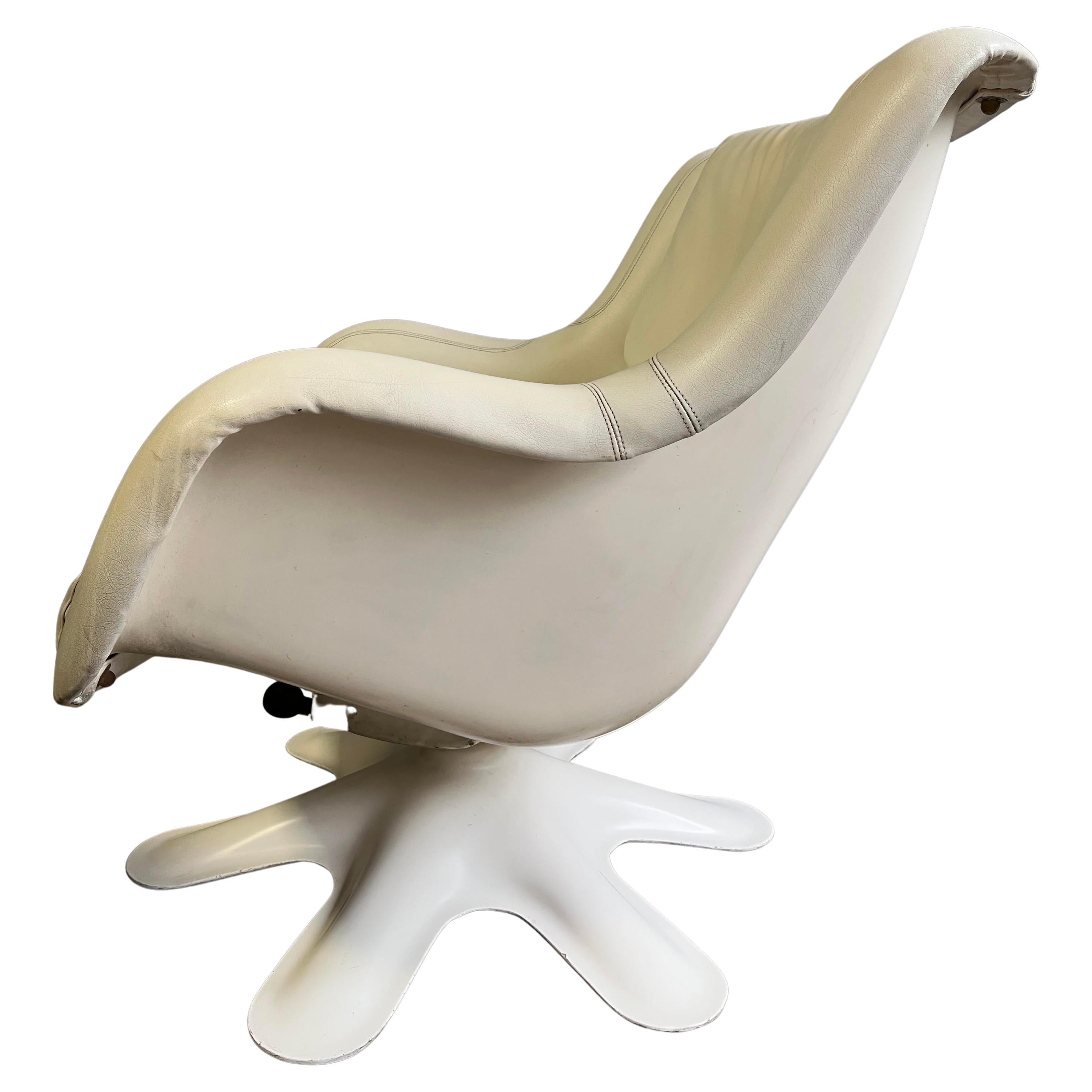 20th Century Midcentury Karuselli Chair by Yrjö Kukkapuro, 1960s For Sale