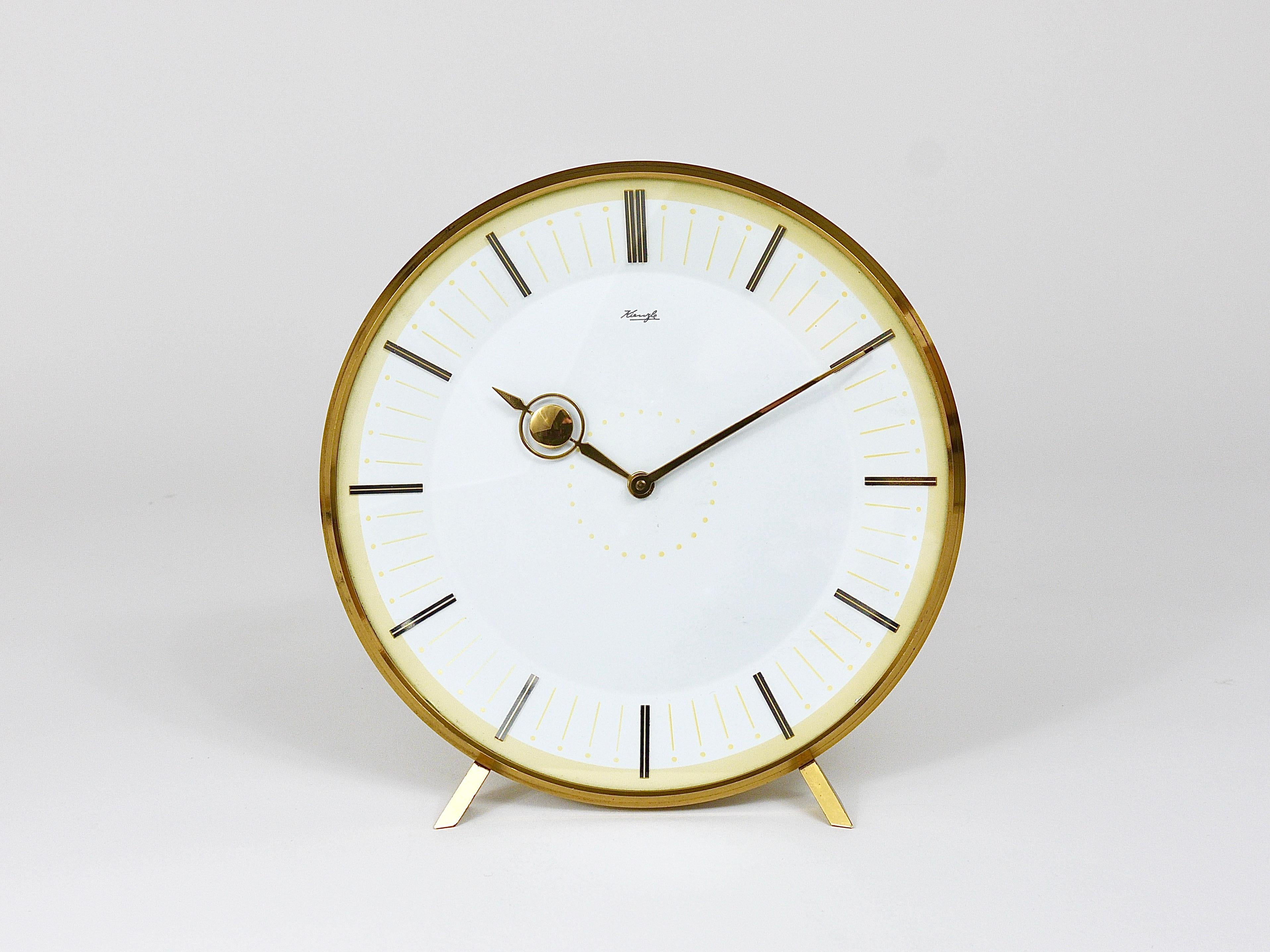 Midcentury Kienzle Brass Table Clock, Heinrich Moeller Style, Germany, 1950s For Sale 8
