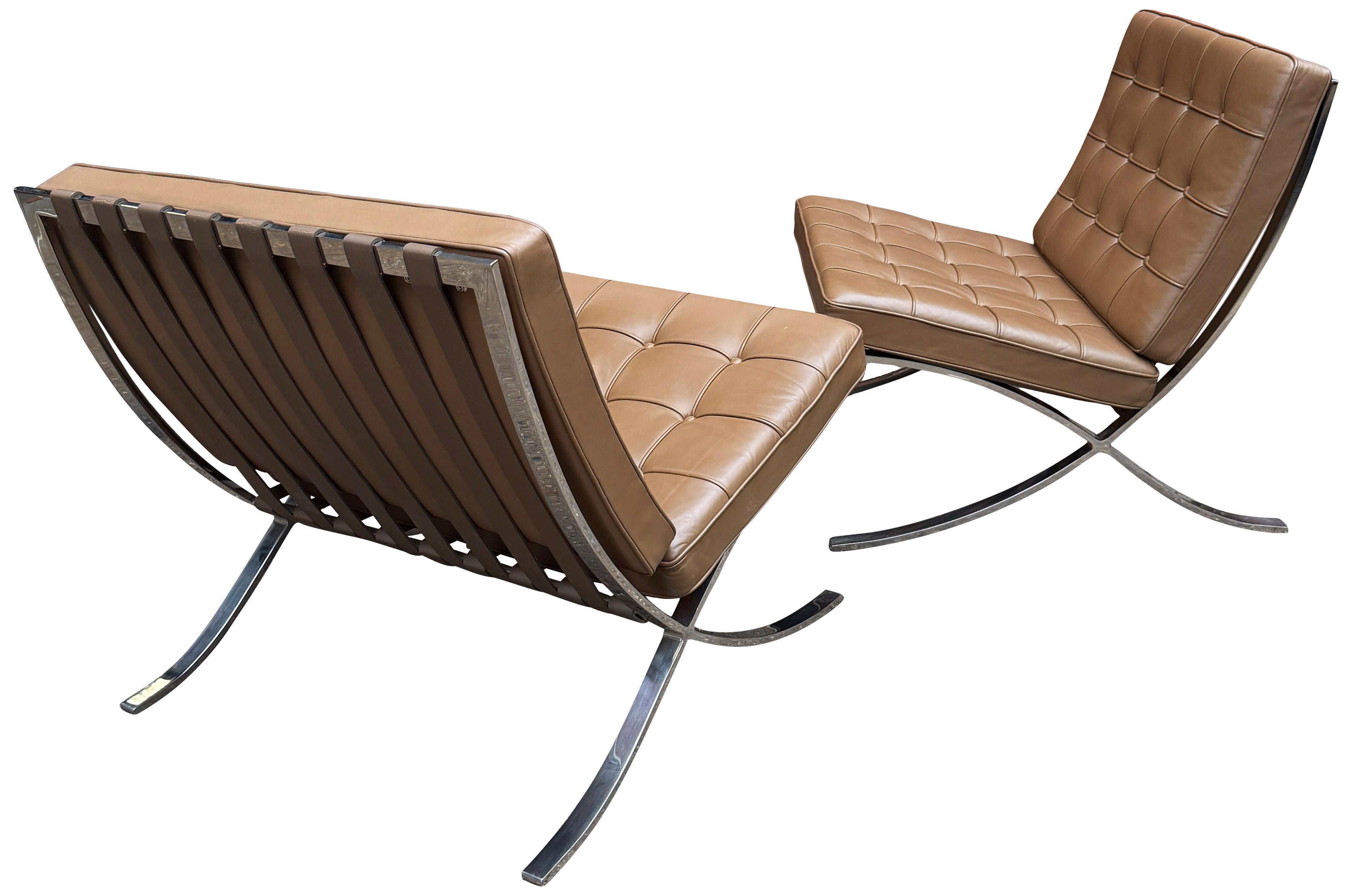 Chaise Barcelona du milieu du siècle de Knoll en acier inoxydable de commande spéciale en vente 8