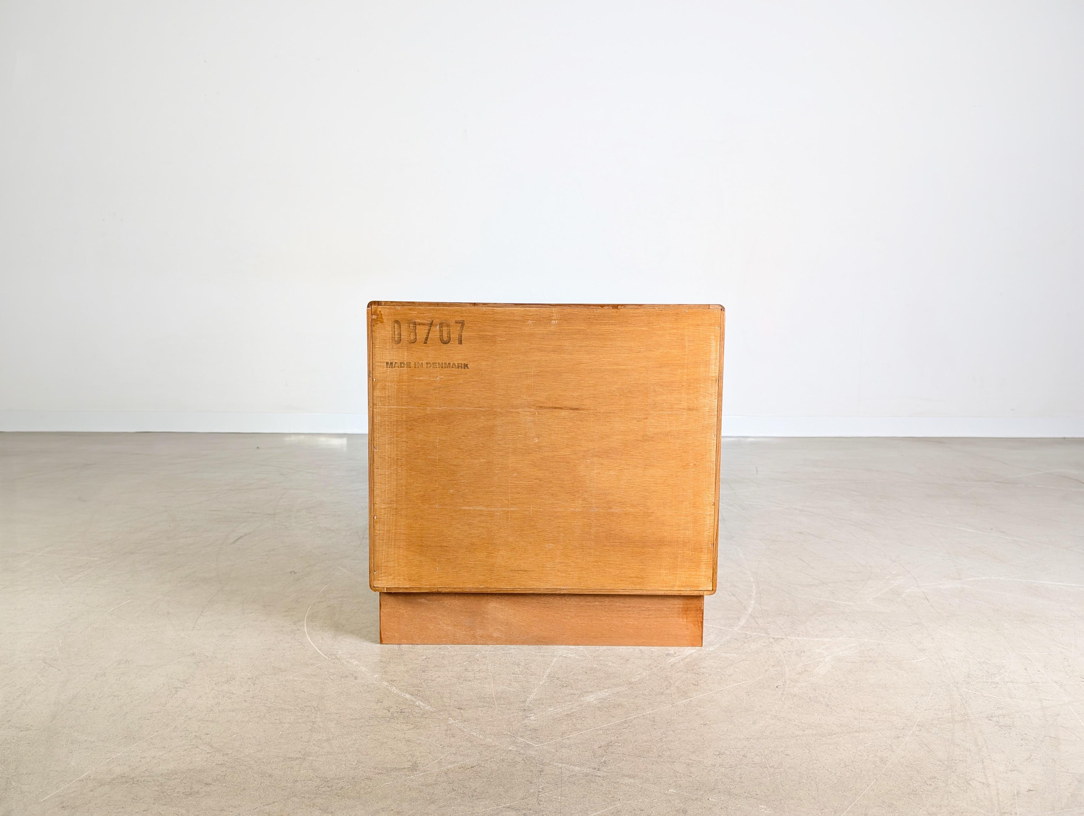 Late 20th Century Midcentury Kommode Nachttisch Beistelltisch Vintage Teak danish For Sale