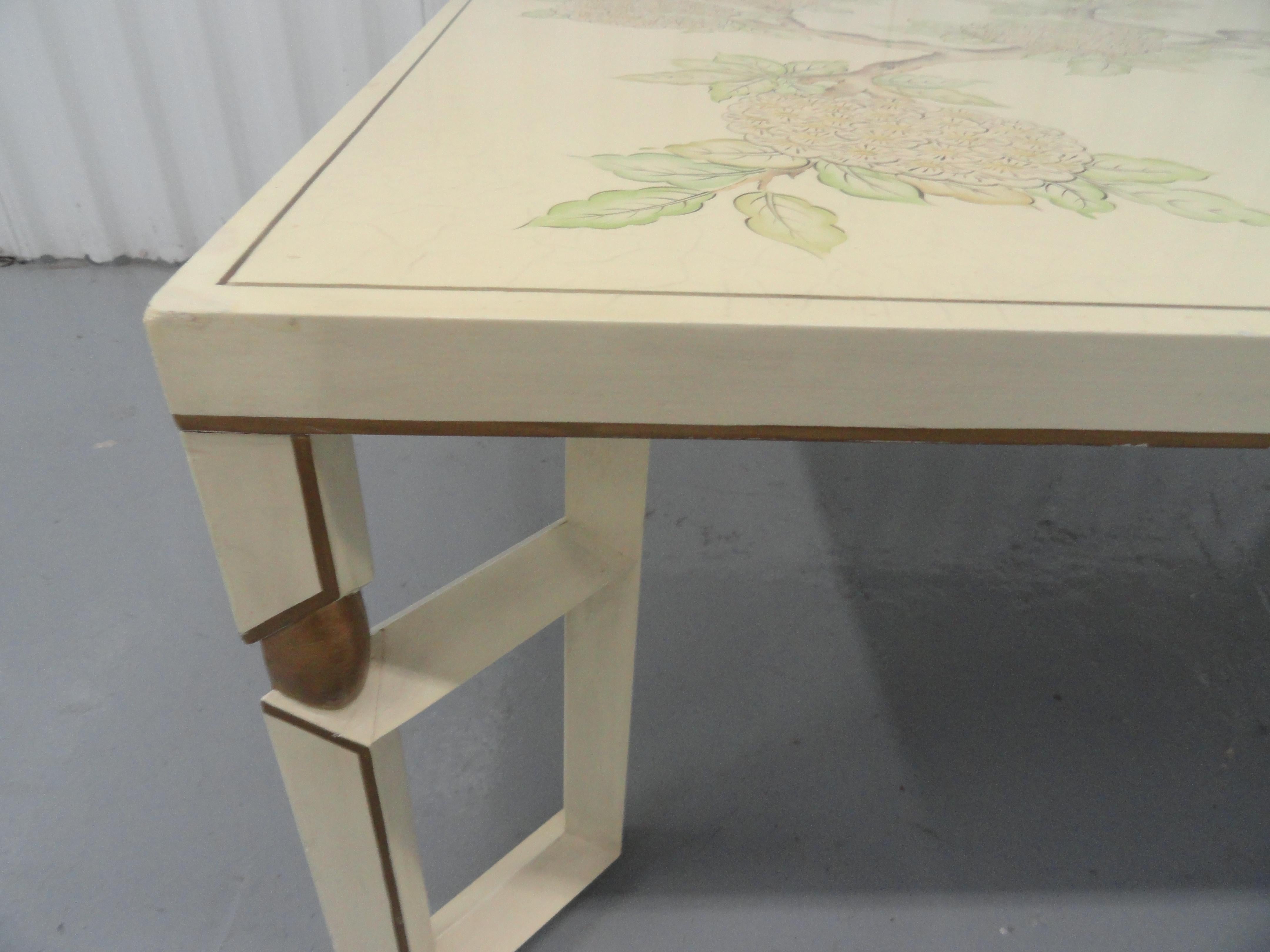 Midcentury Lacquered Chinoiserie Style Coffee Table In Good Condition For Sale In West Palm Beach, FL