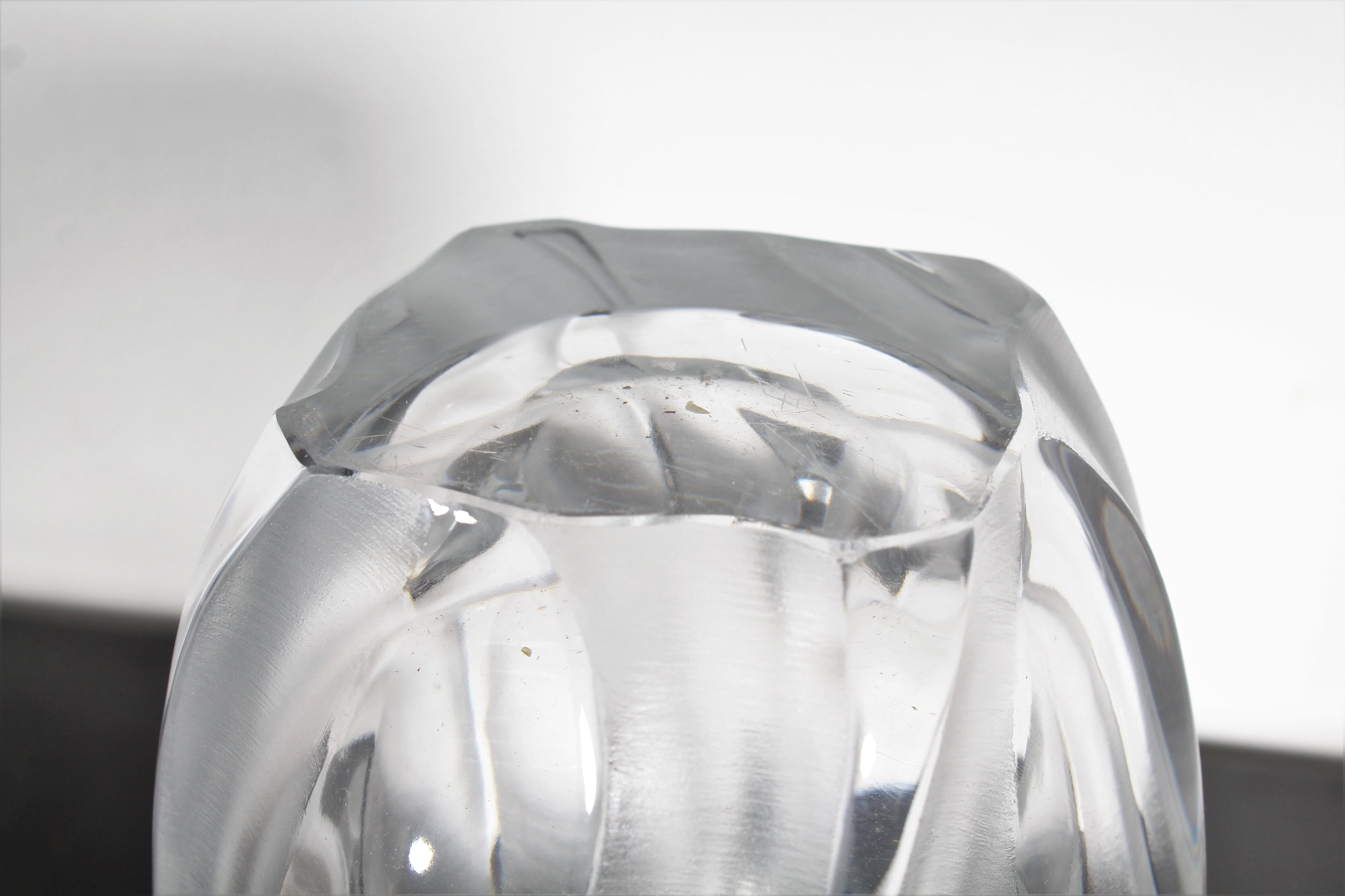 Midcentury Lalique Ingrid Vase in Clear Crystal, France, 1960s 5